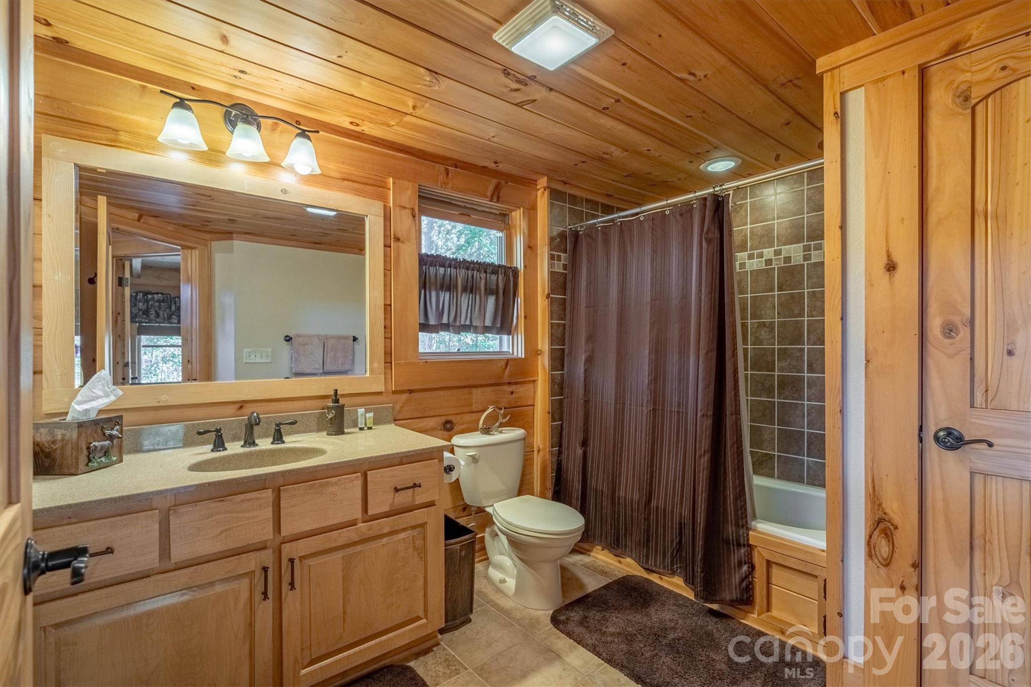 1143 Grandview Peaks Drive — Nebo