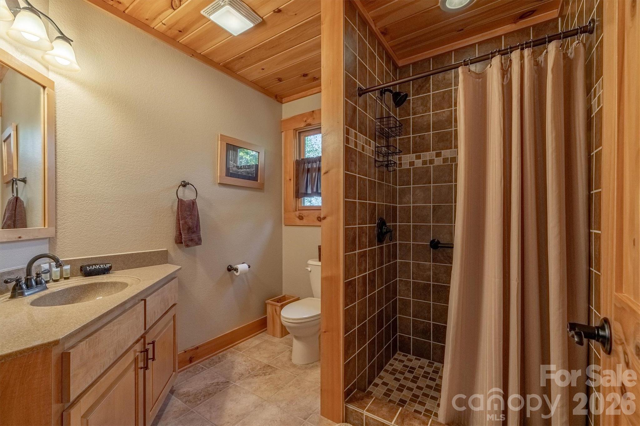 1143 Grandview Peaks Drive — Nebo