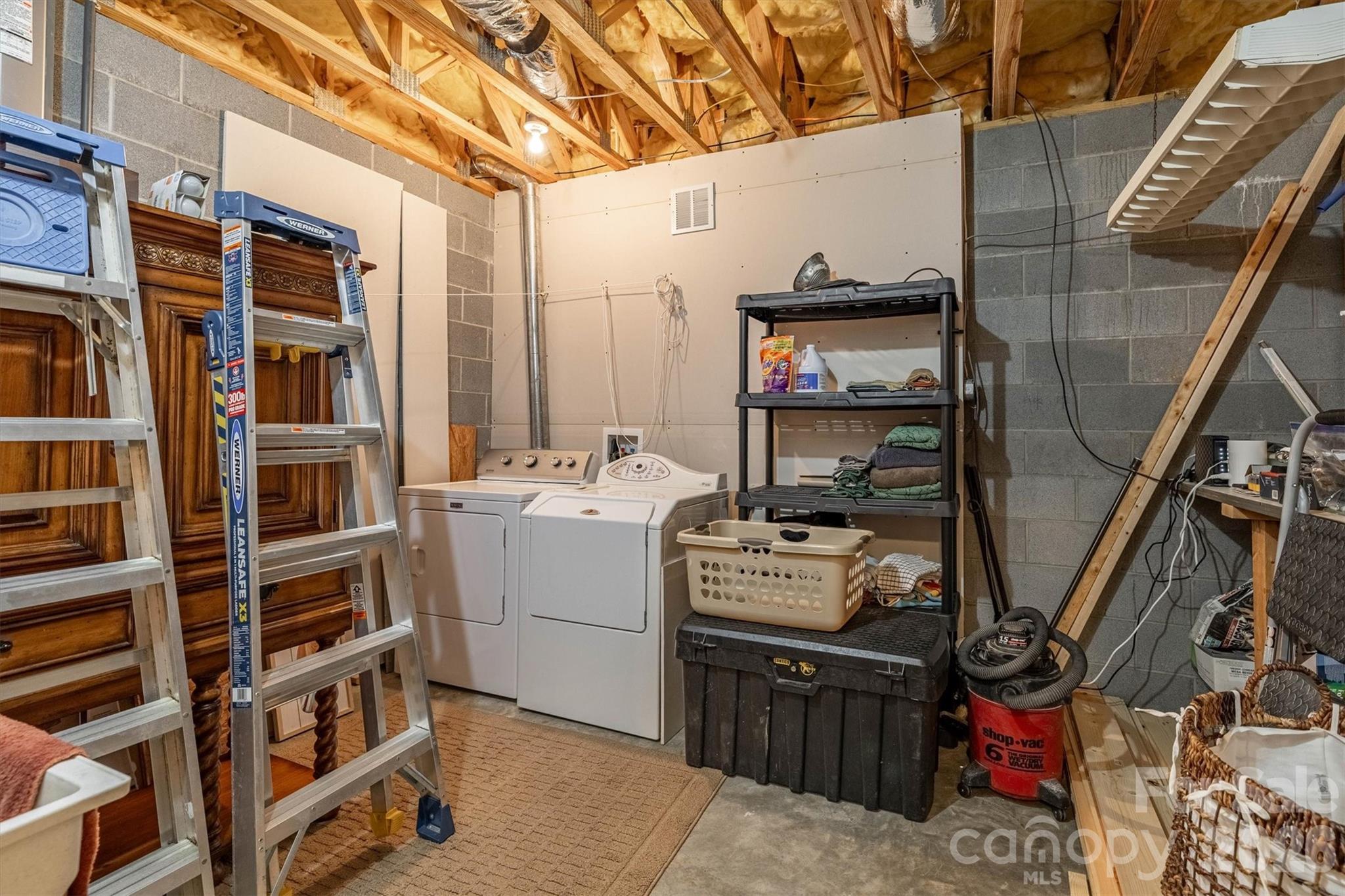 1143 Grandview Peaks Drive — Nebo