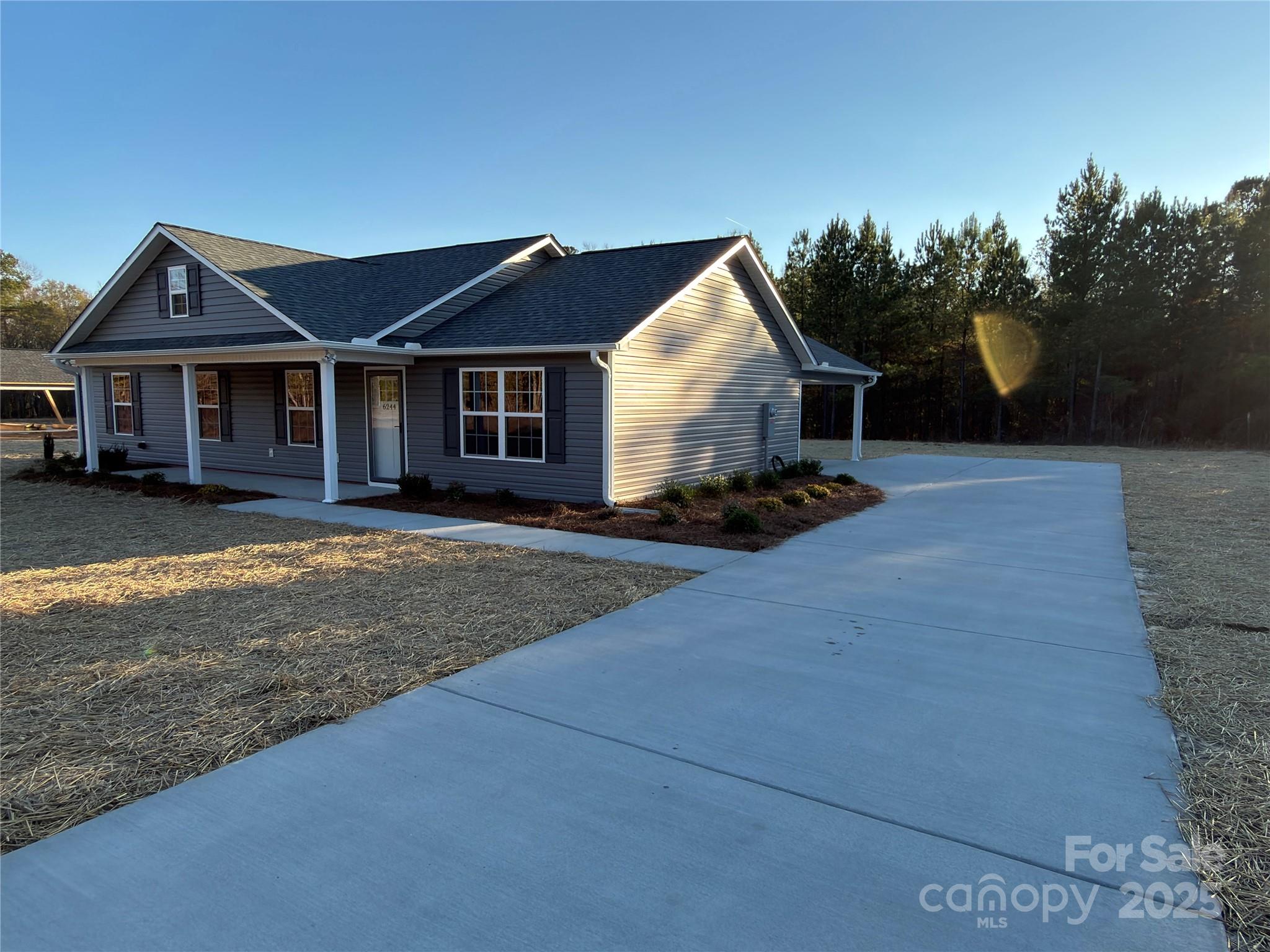 6244 Kershaw Camden Highway — Kershaw