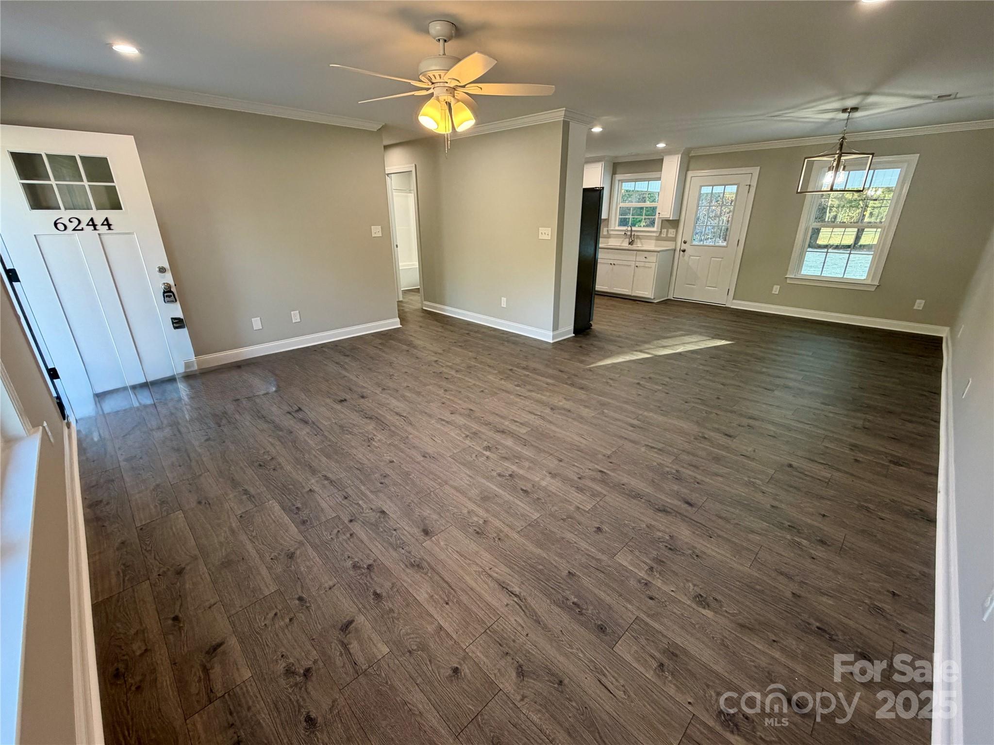 6244 Kershaw Camden Highway — Kershaw
