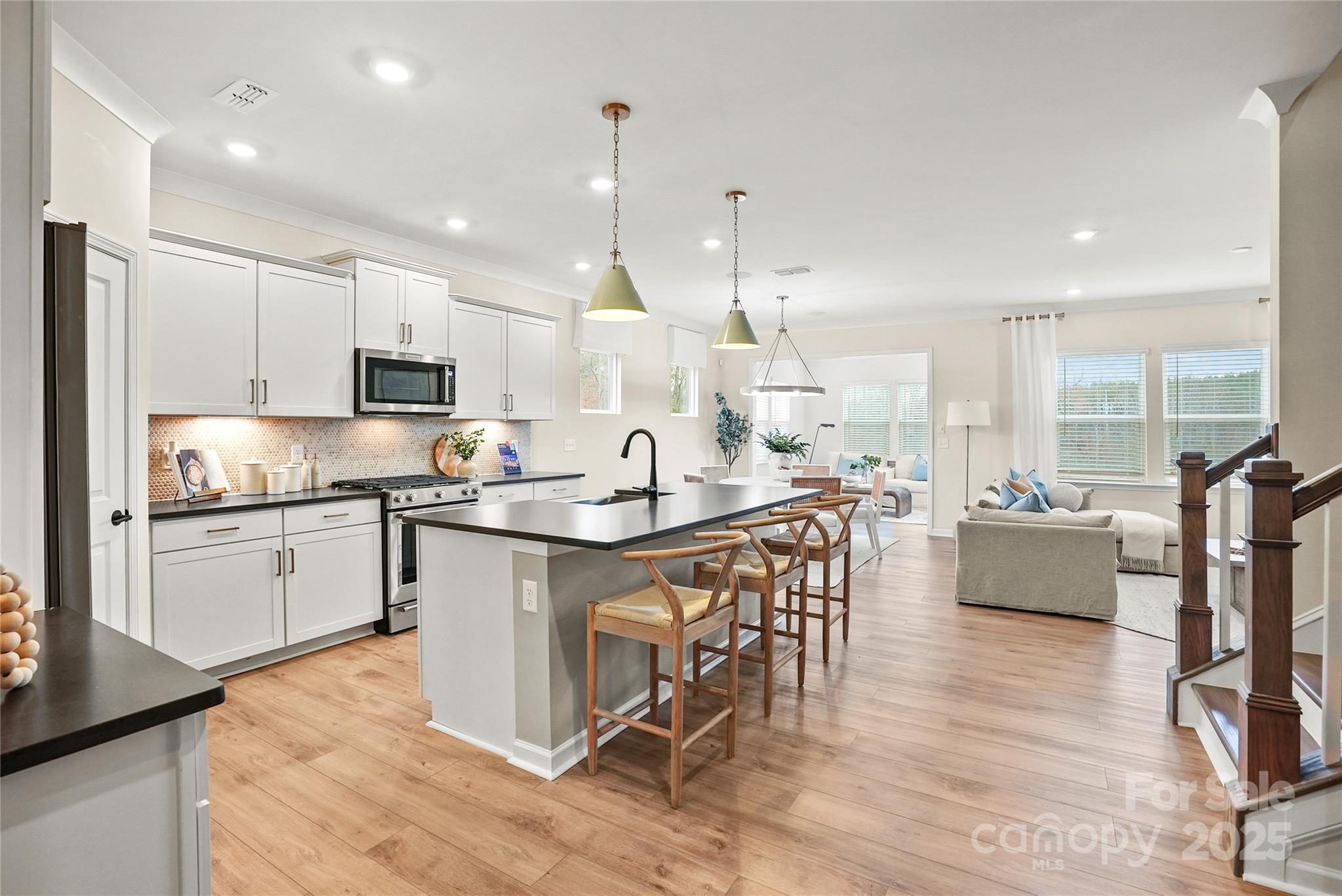 13625 Roderick Drive — Huntersville