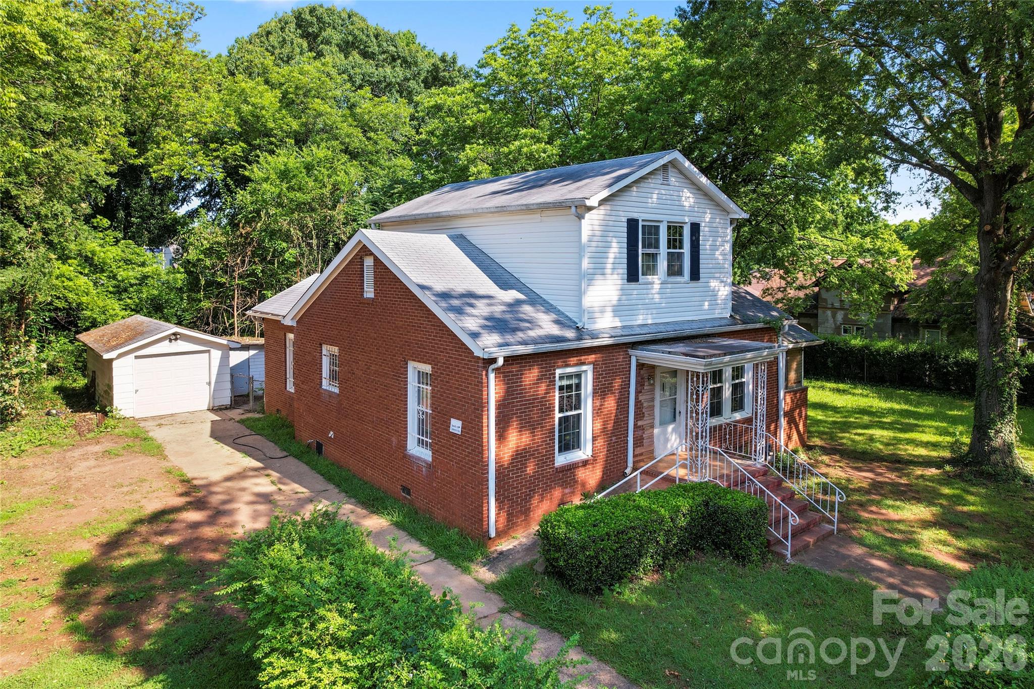 317 Campus Street — Charlotte