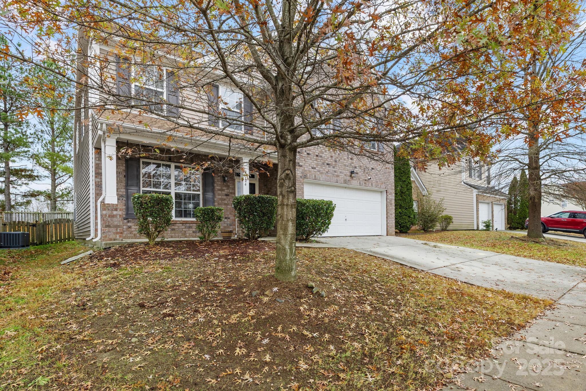 4124 Houldsworth Drive — Charlotte
