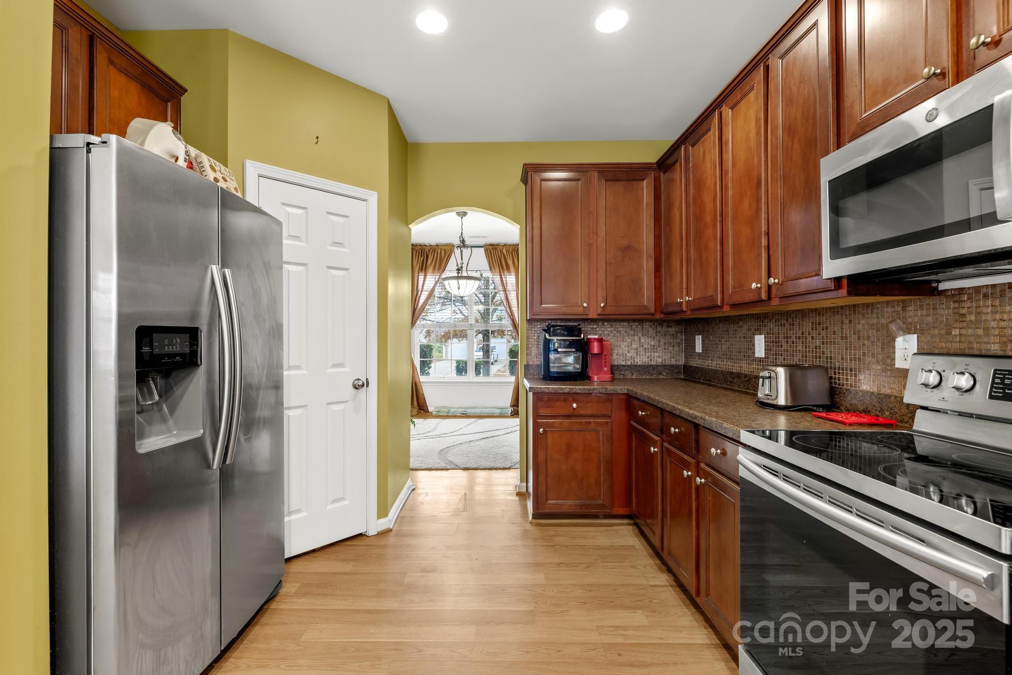 4124 Houldsworth Drive — Charlotte