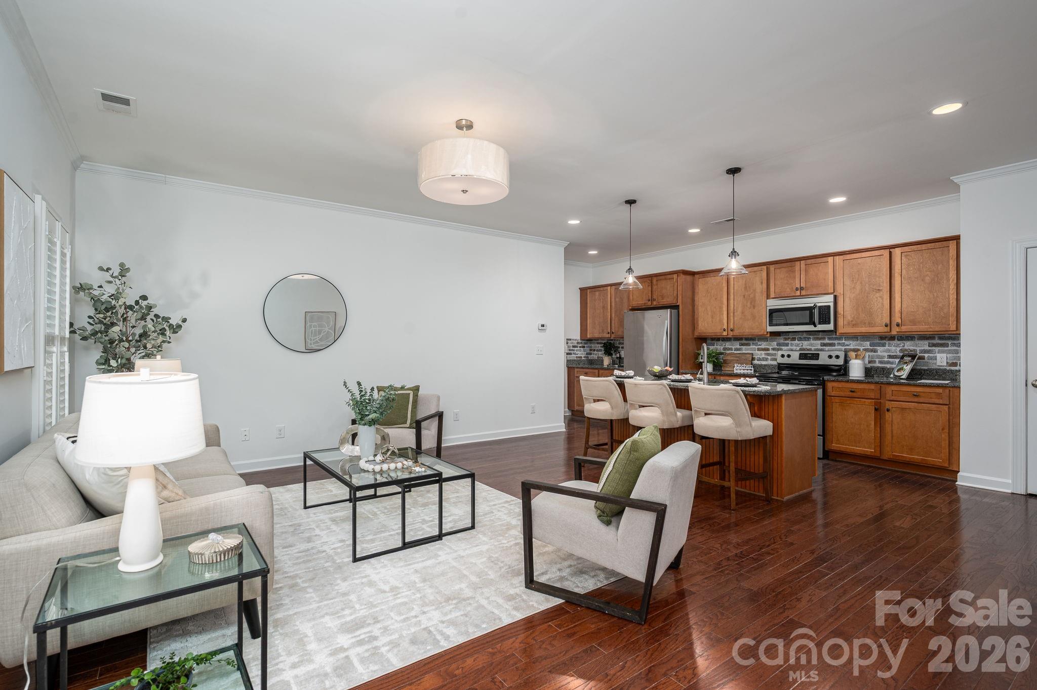 6033 Bountiful Street — Belmont