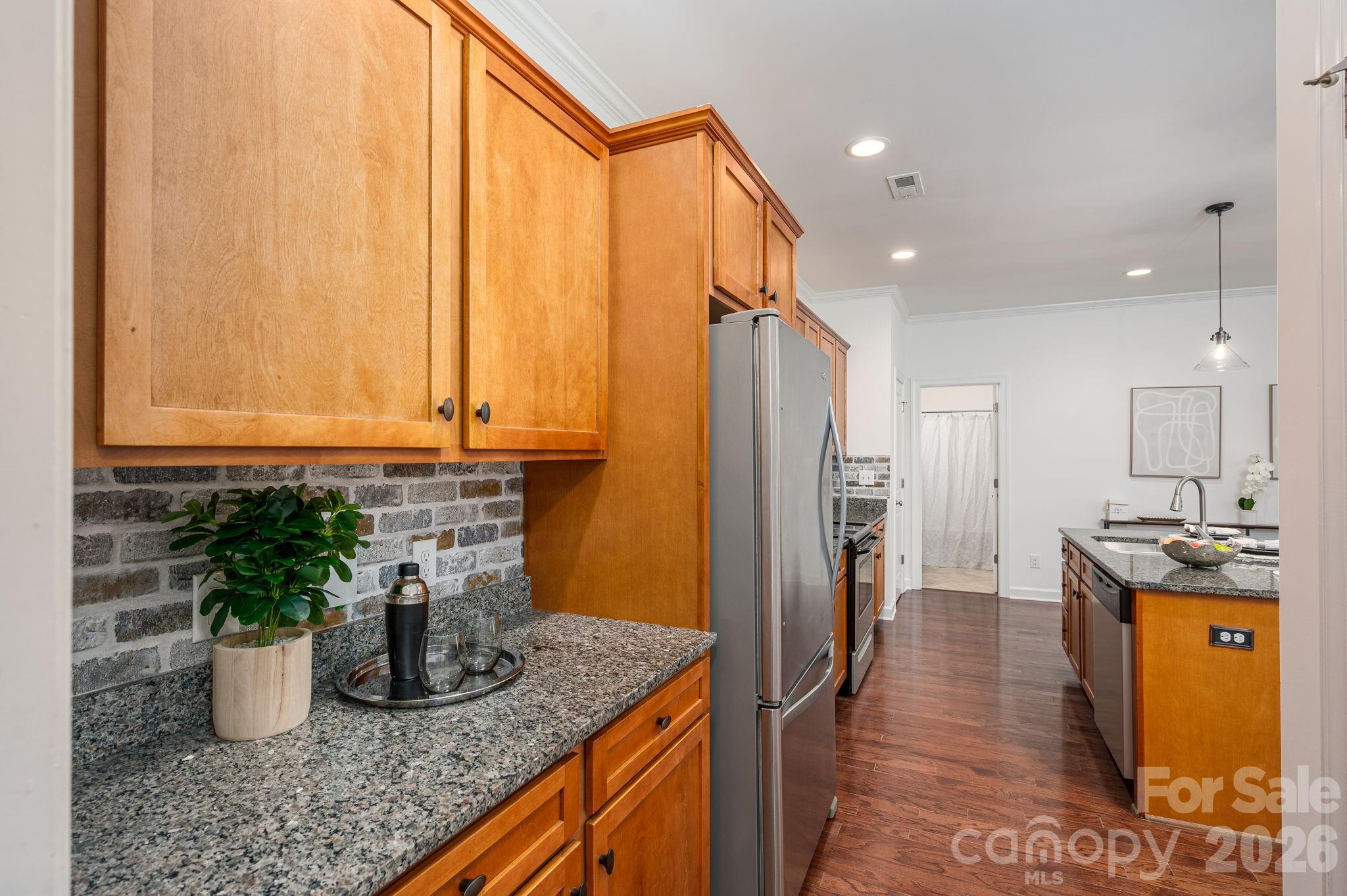 6033 Bountiful Street — Belmont