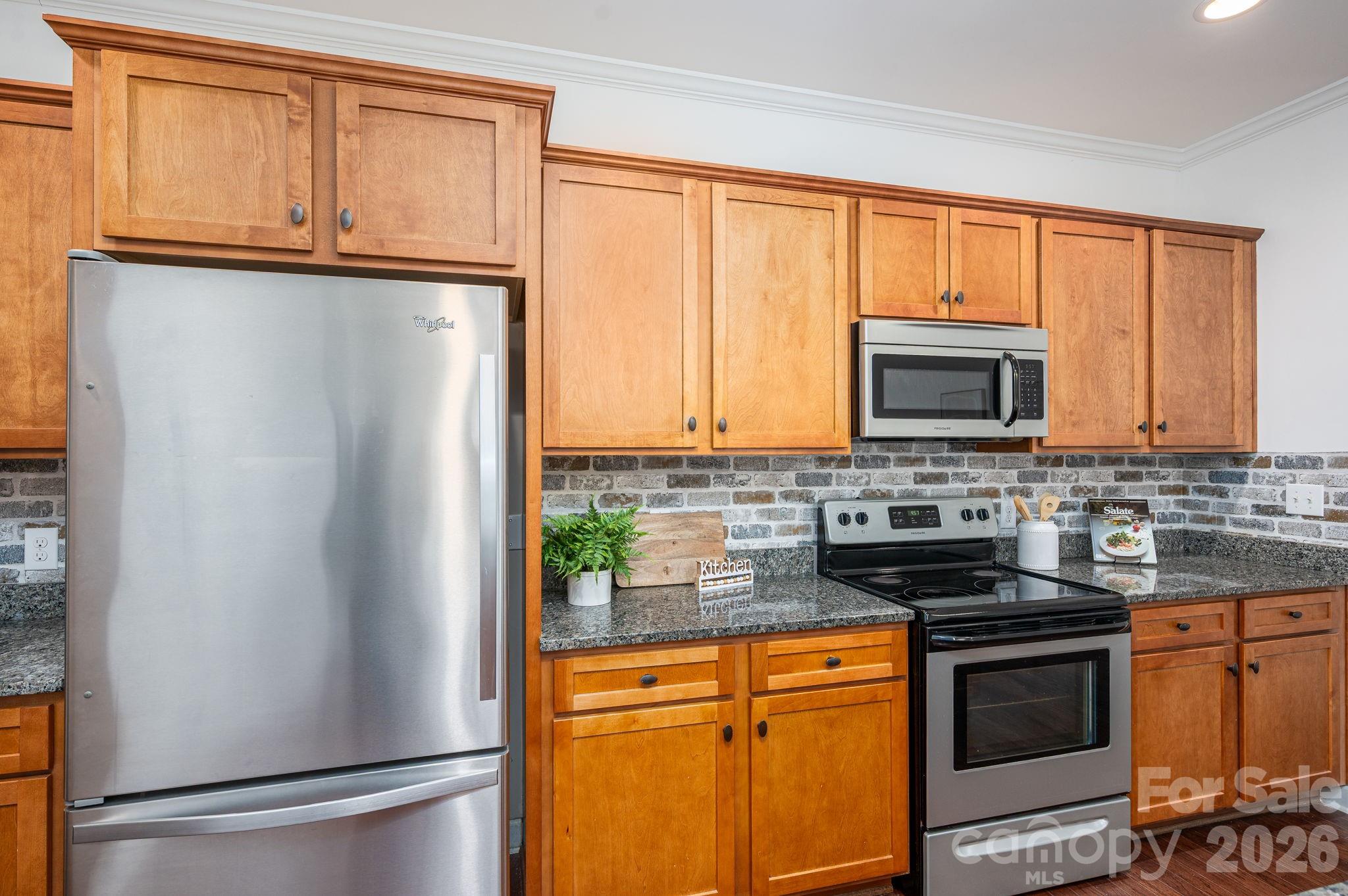 6033 Bountiful Street — Belmont