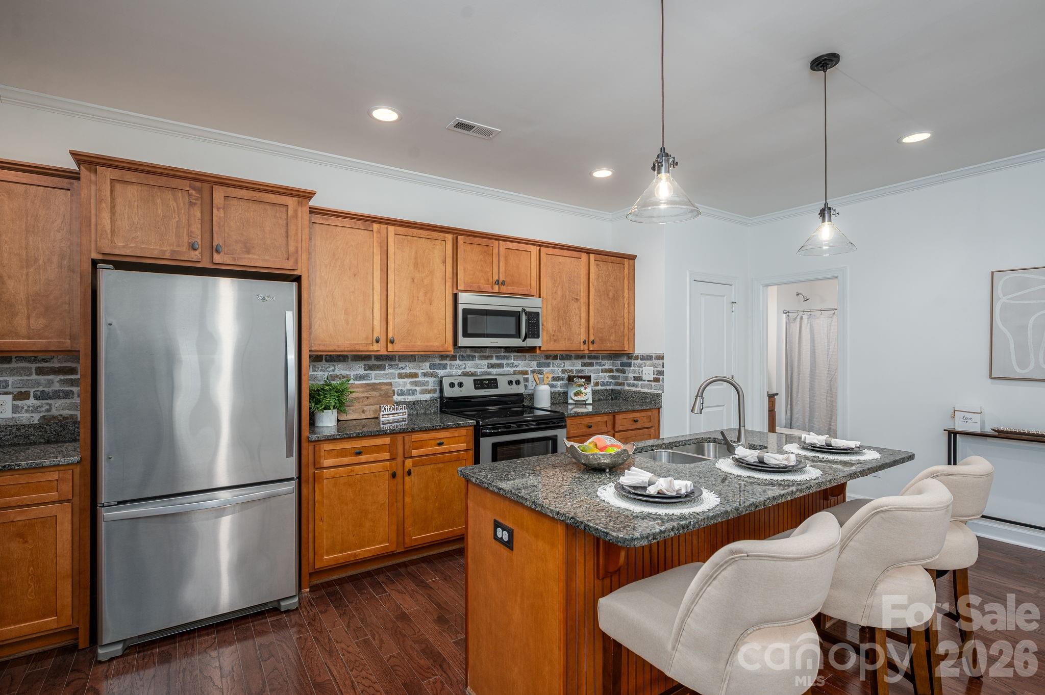 6033 Bountiful Street — Belmont