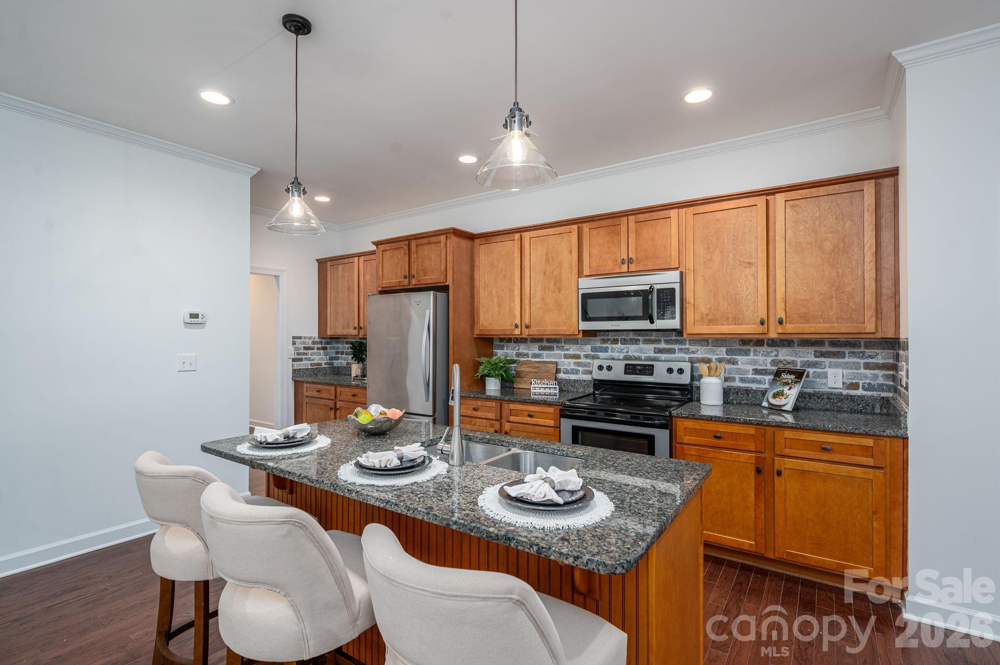 6033 Bountiful Street — Belmont