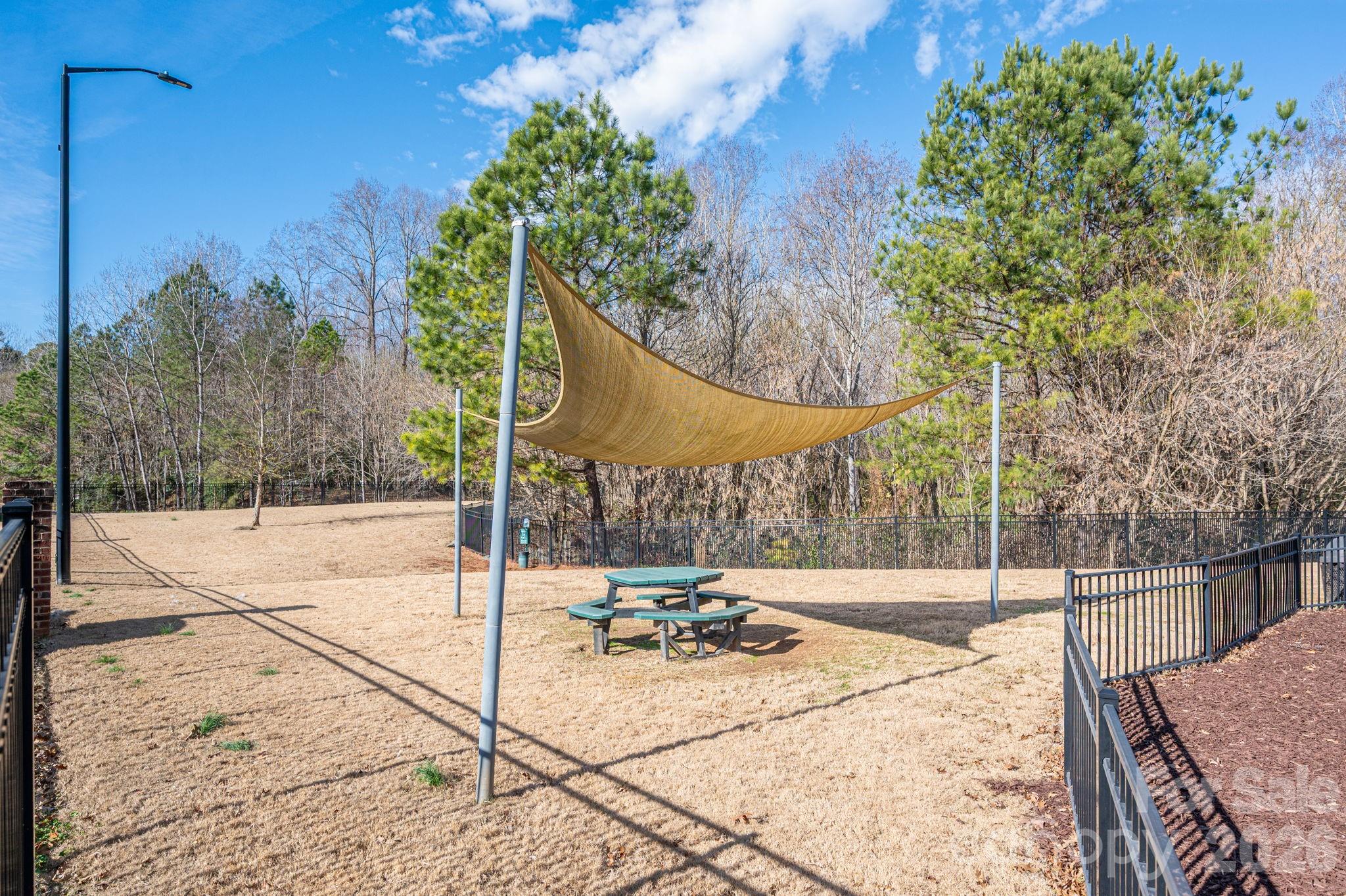 6033 Bountiful Street — Belmont
