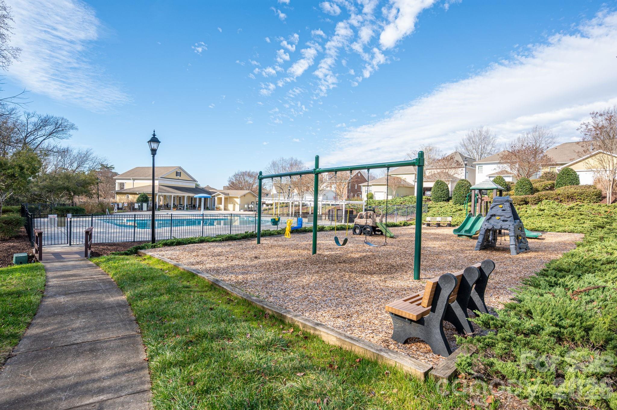 6033 Bountiful Street — Belmont