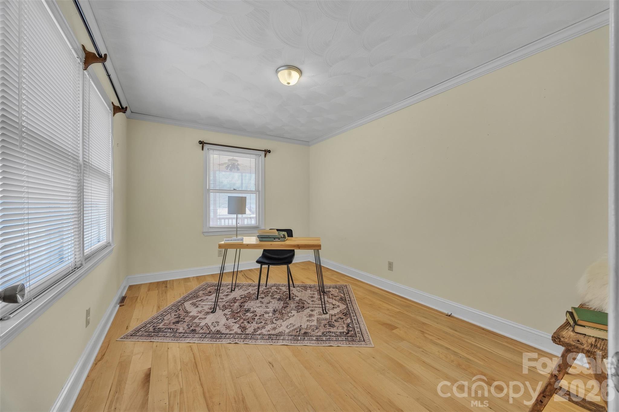 280 Forest Acres Lane — Taylorsville
