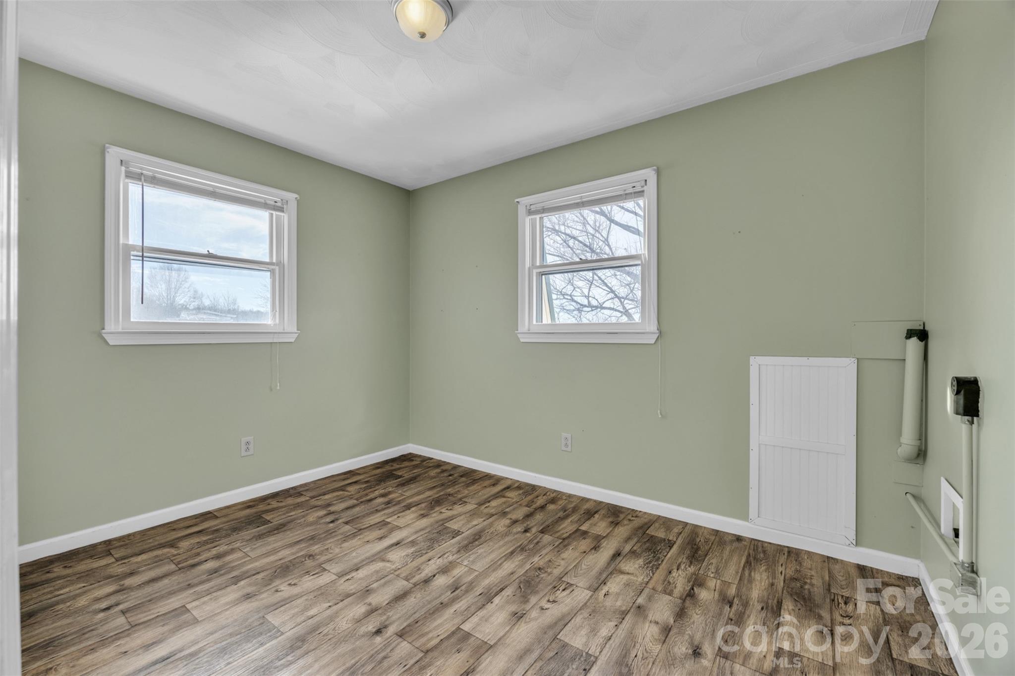 280 Forest Acres Lane — Taylorsville