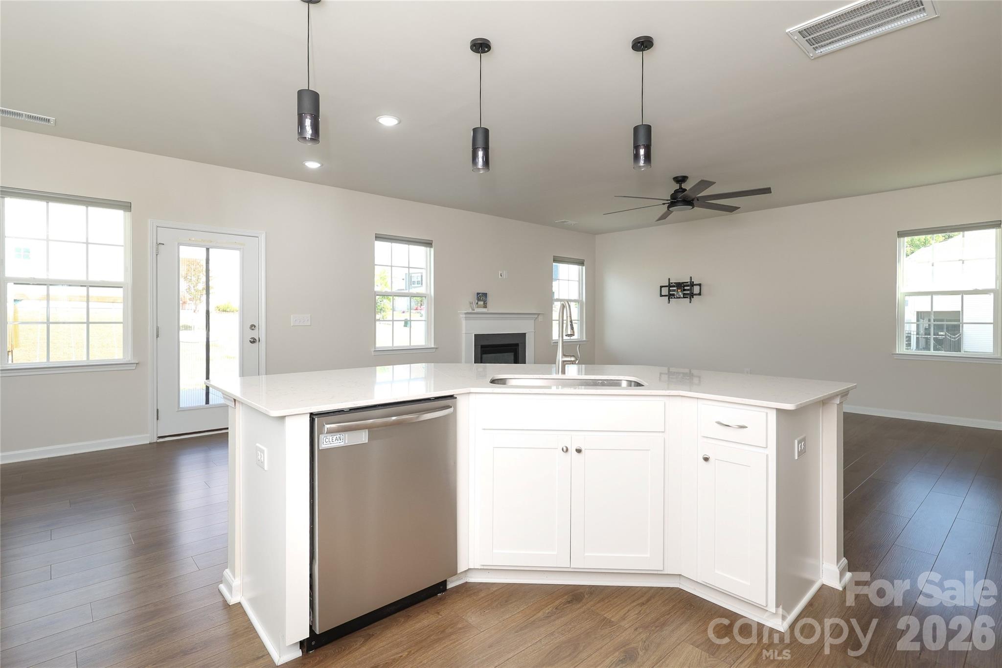 339 Kennerly Center Drive — Mooresville