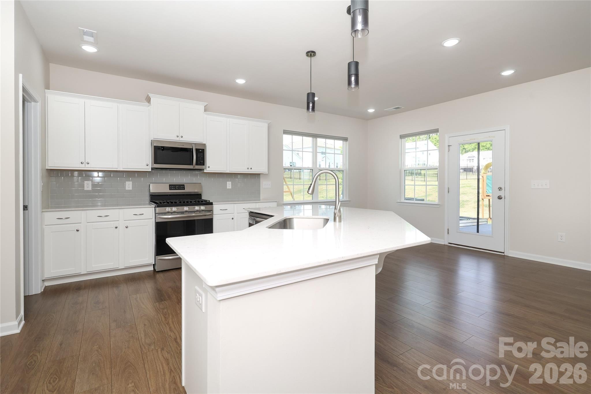 339 Kennerly Center Drive — Mooresville