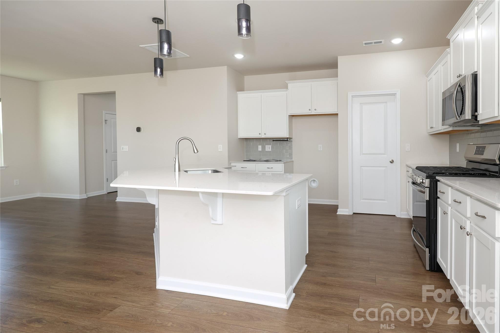 339 Kennerly Center Drive — Mooresville
