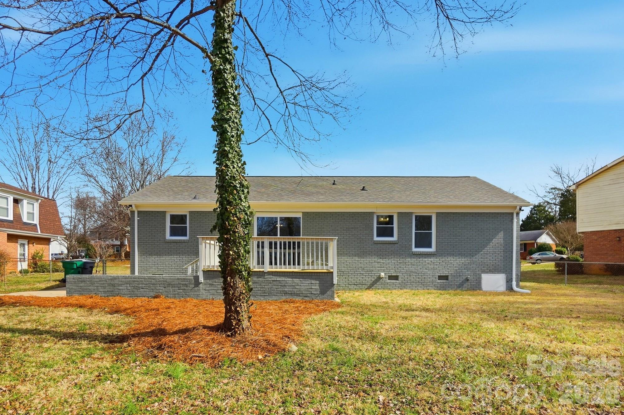 311 Red Roan Place — Charlotte