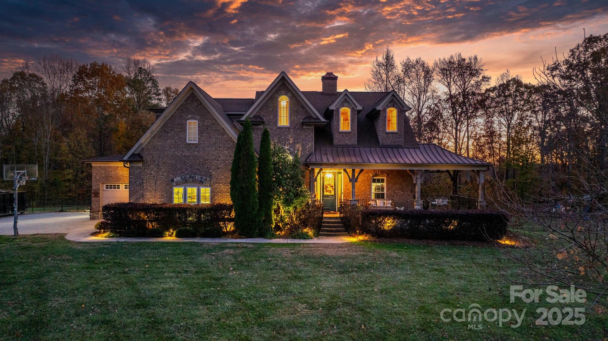 1330 Blacksnake Road — Stanley
