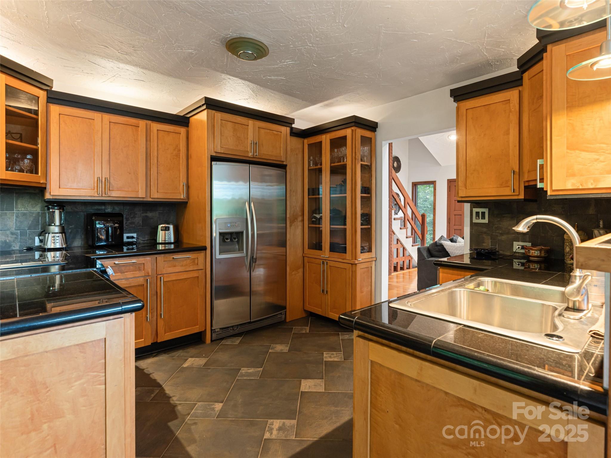 193 Rhododendron Drive — Arden