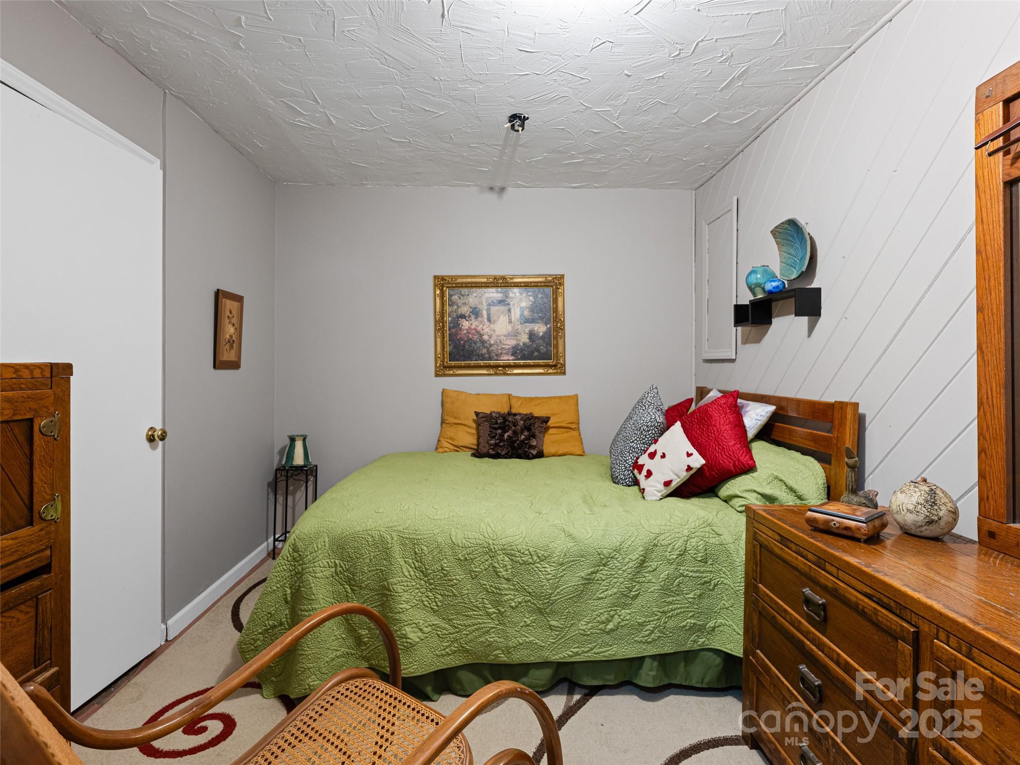 193 Rhododendron Drive — Arden