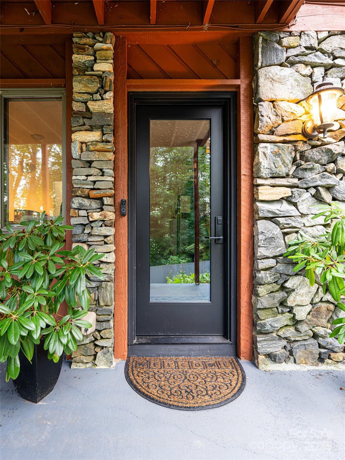 193 Rhododendron Drive — Arden