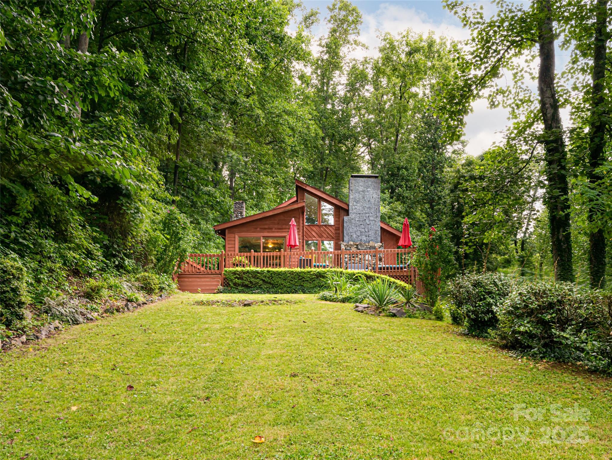 193 Rhododendron Drive — Arden