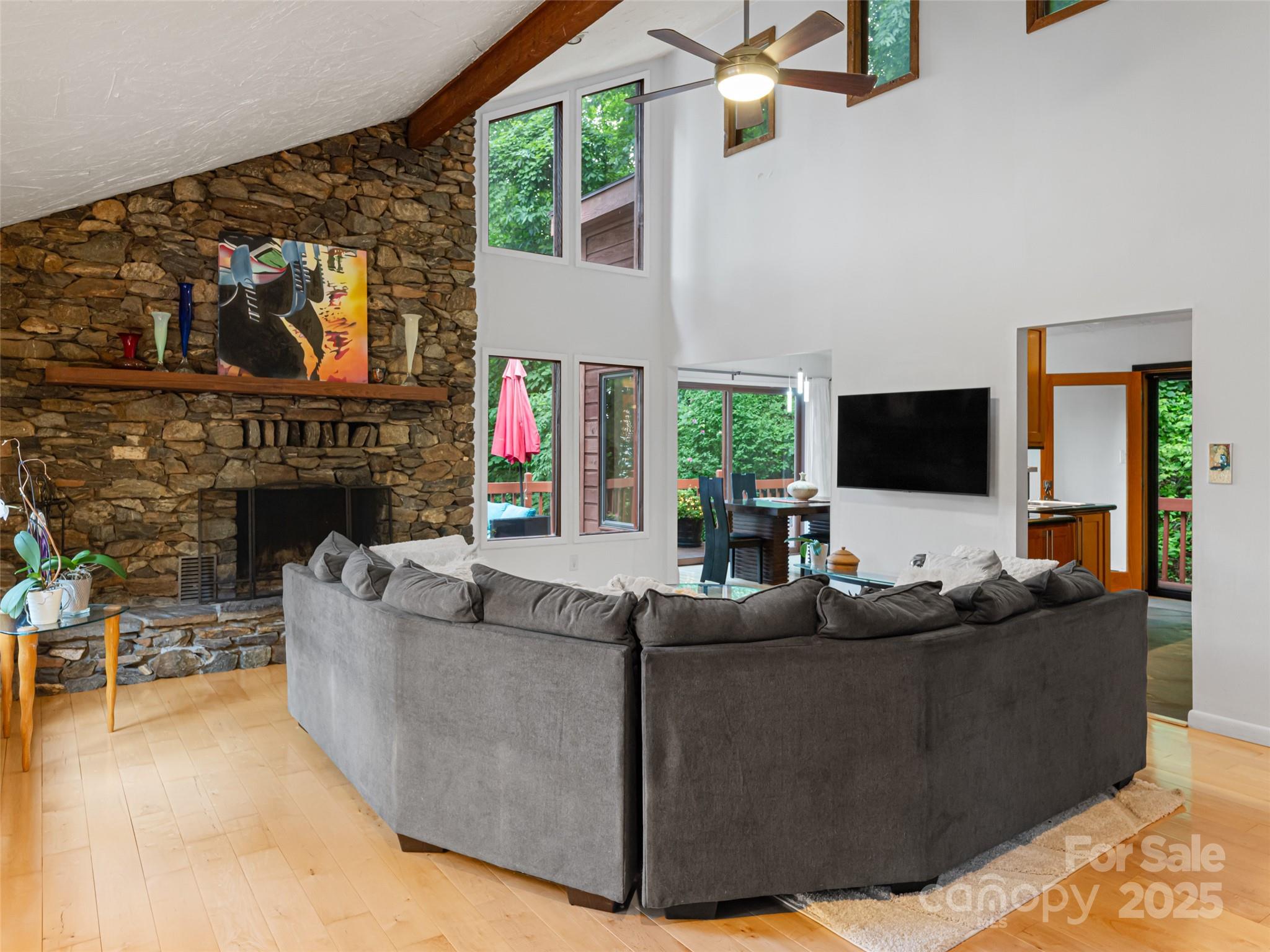 193 Rhododendron Drive — Arden