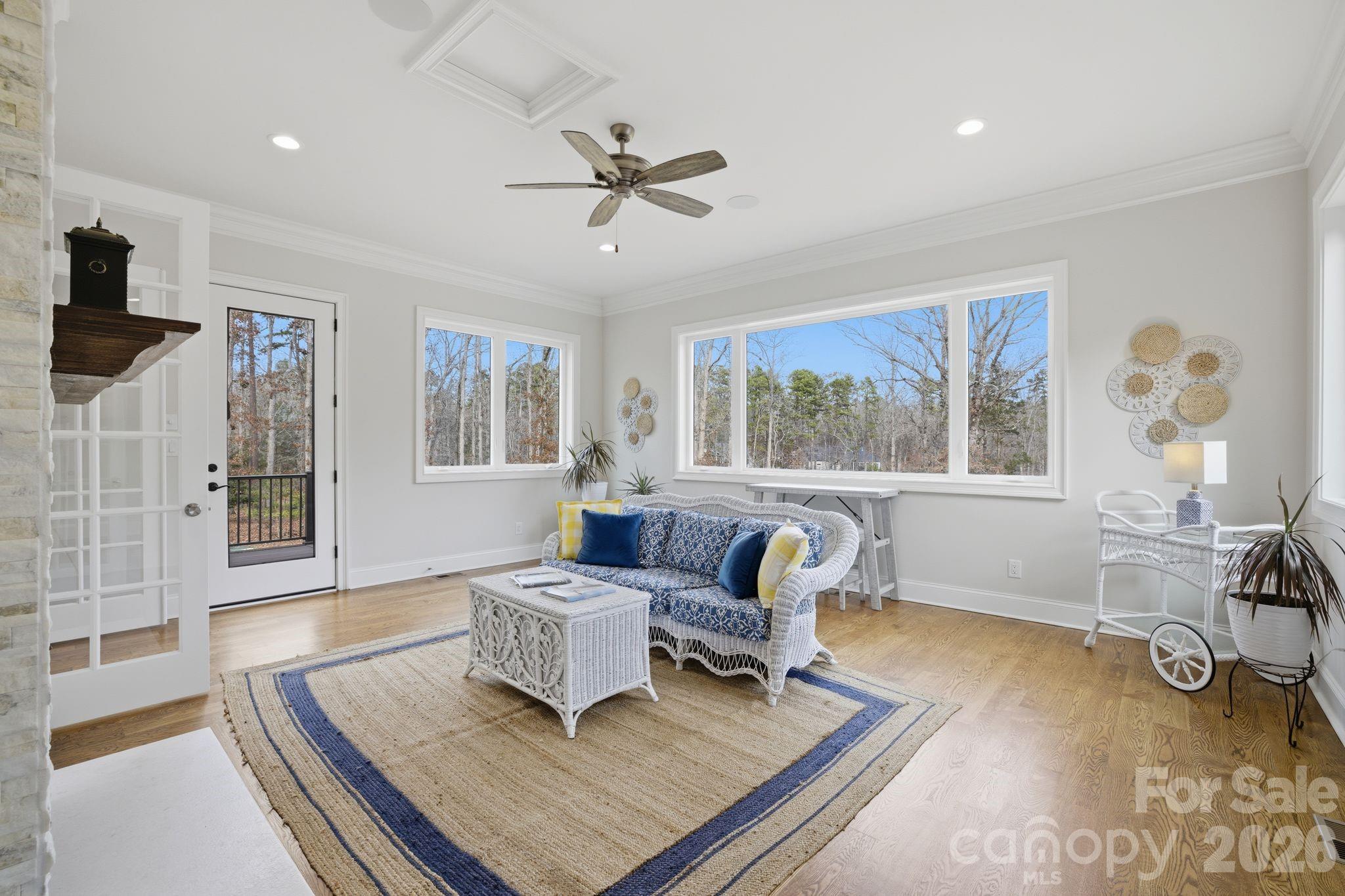 875 Starboard Reach None — Lexington