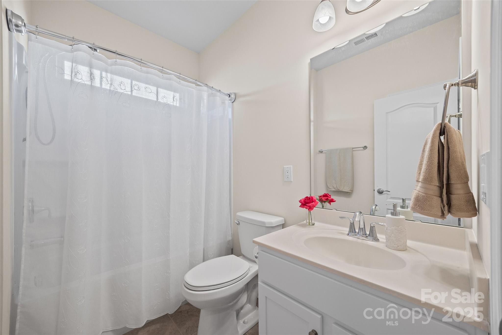 1609 Tranquility Boulevard — Lancaster