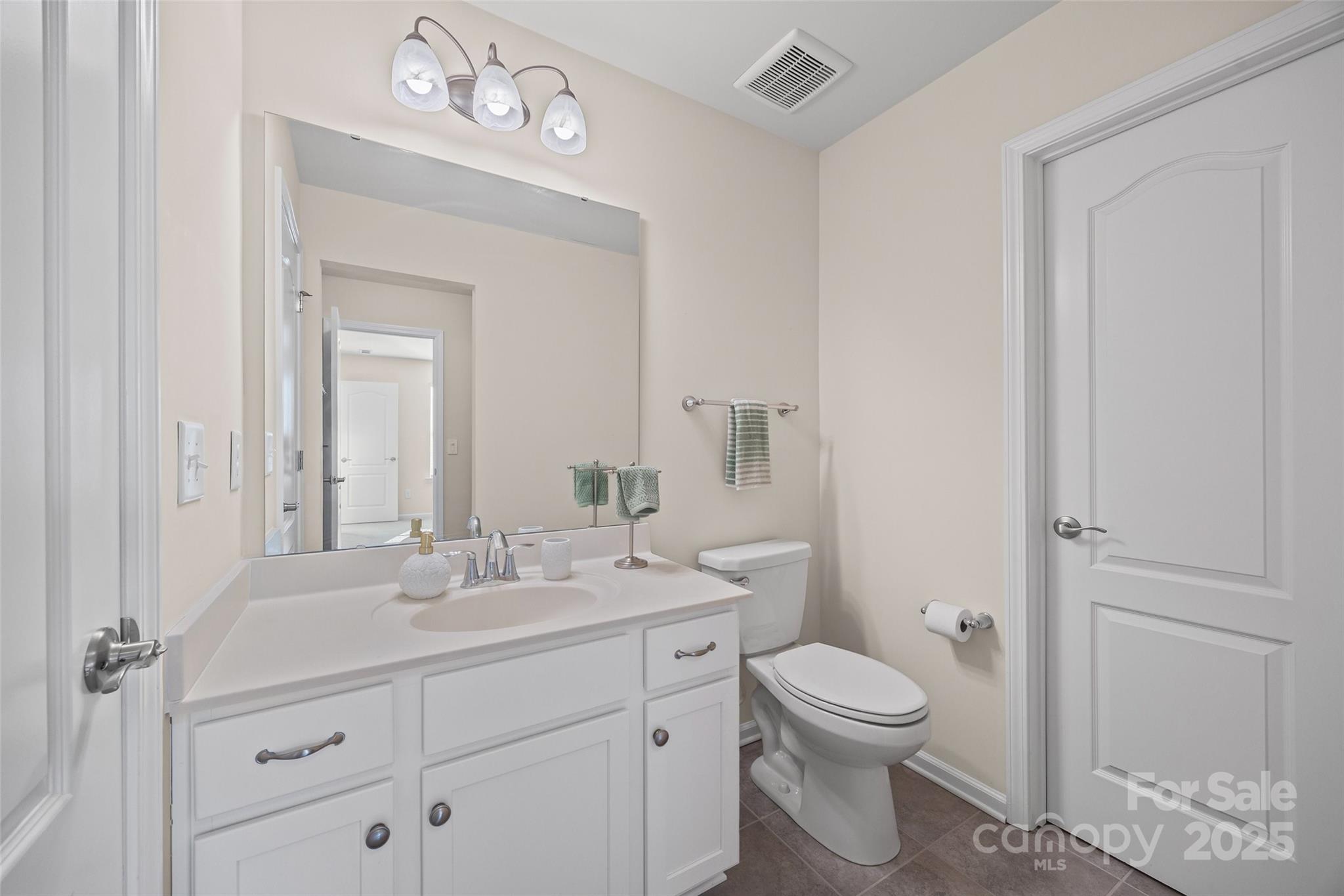 1609 Tranquility Boulevard — Lancaster