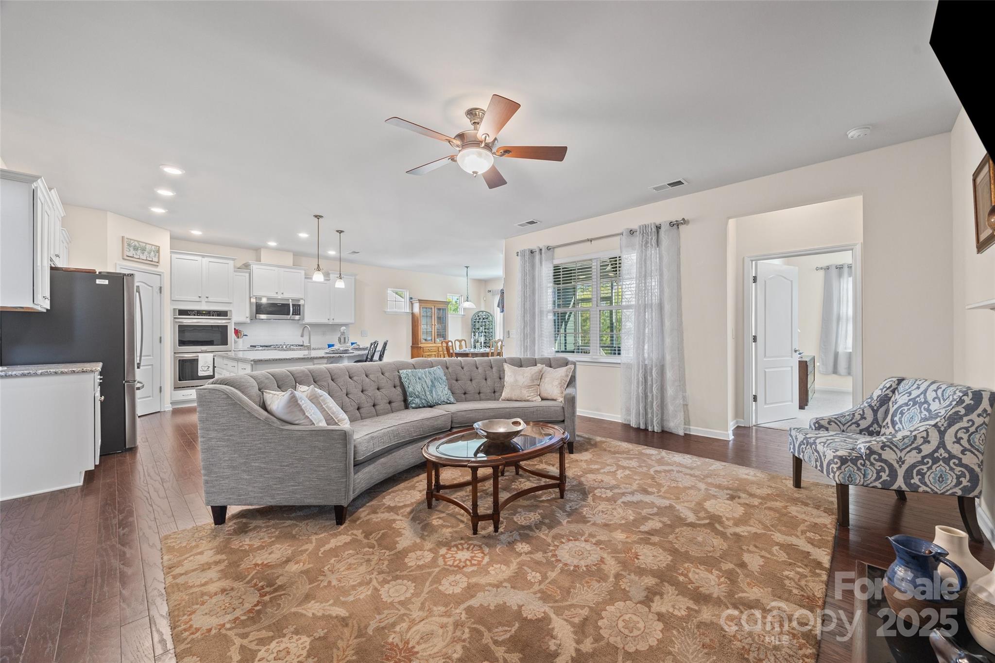 1609 Tranquility Boulevard — Lancaster