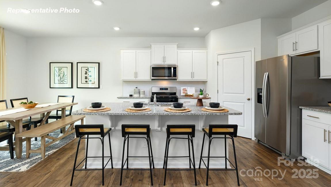 5620 Pamplona Way — Charlotte