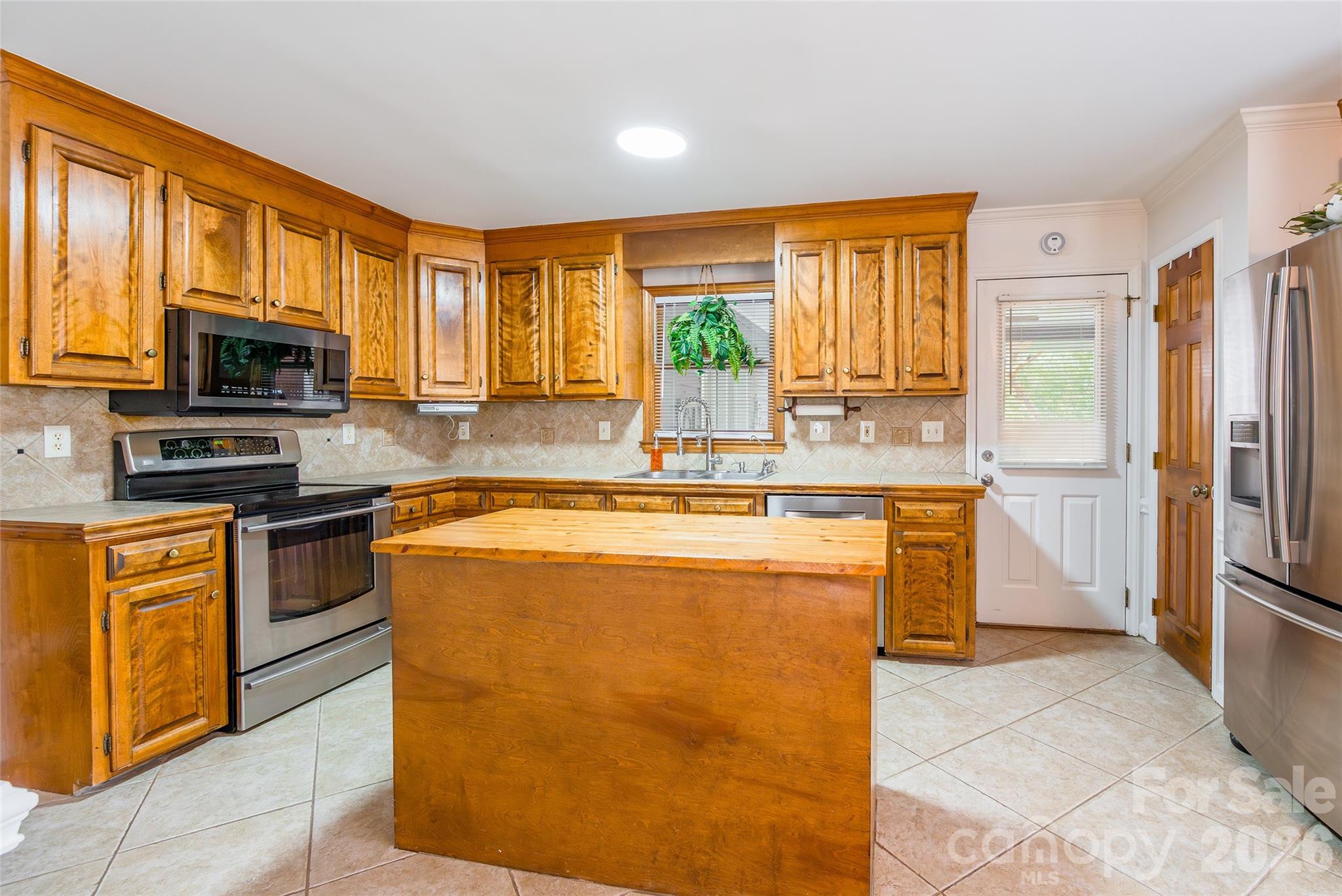 8230 Quail Hollow Drive — Harrisburg