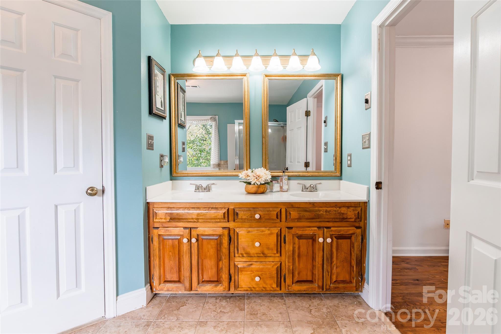 8230 Quail Hollow Drive — Harrisburg
