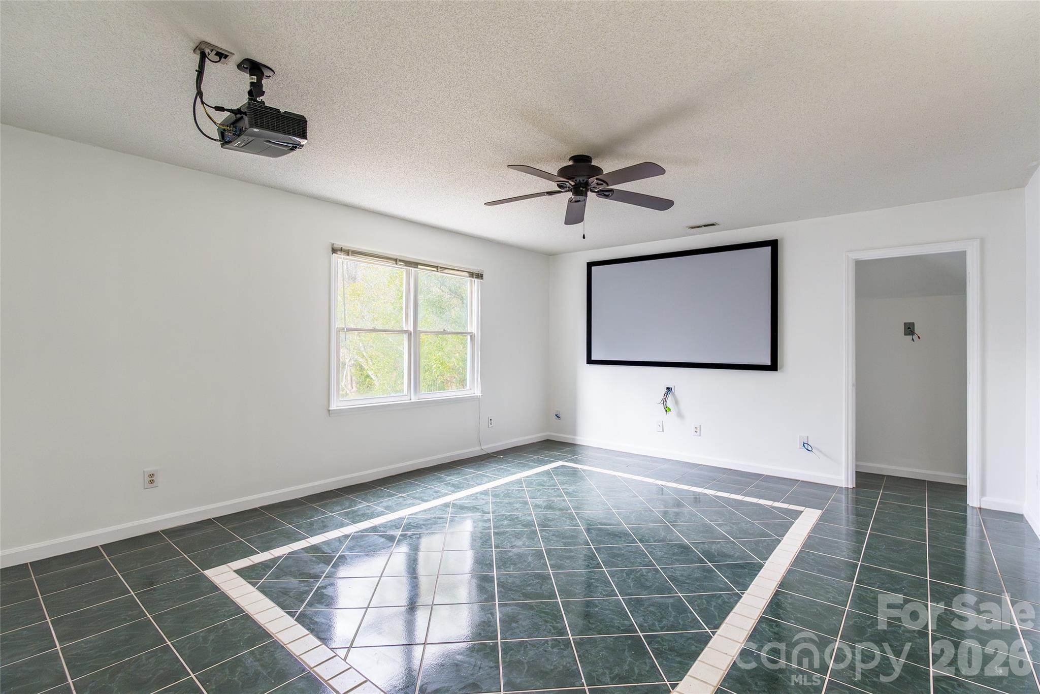 8230 Quail Hollow Drive — Harrisburg
