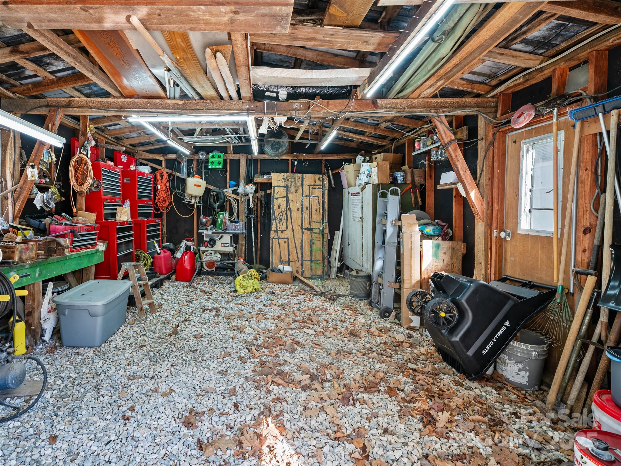2850 Henson Creek Road — Newland