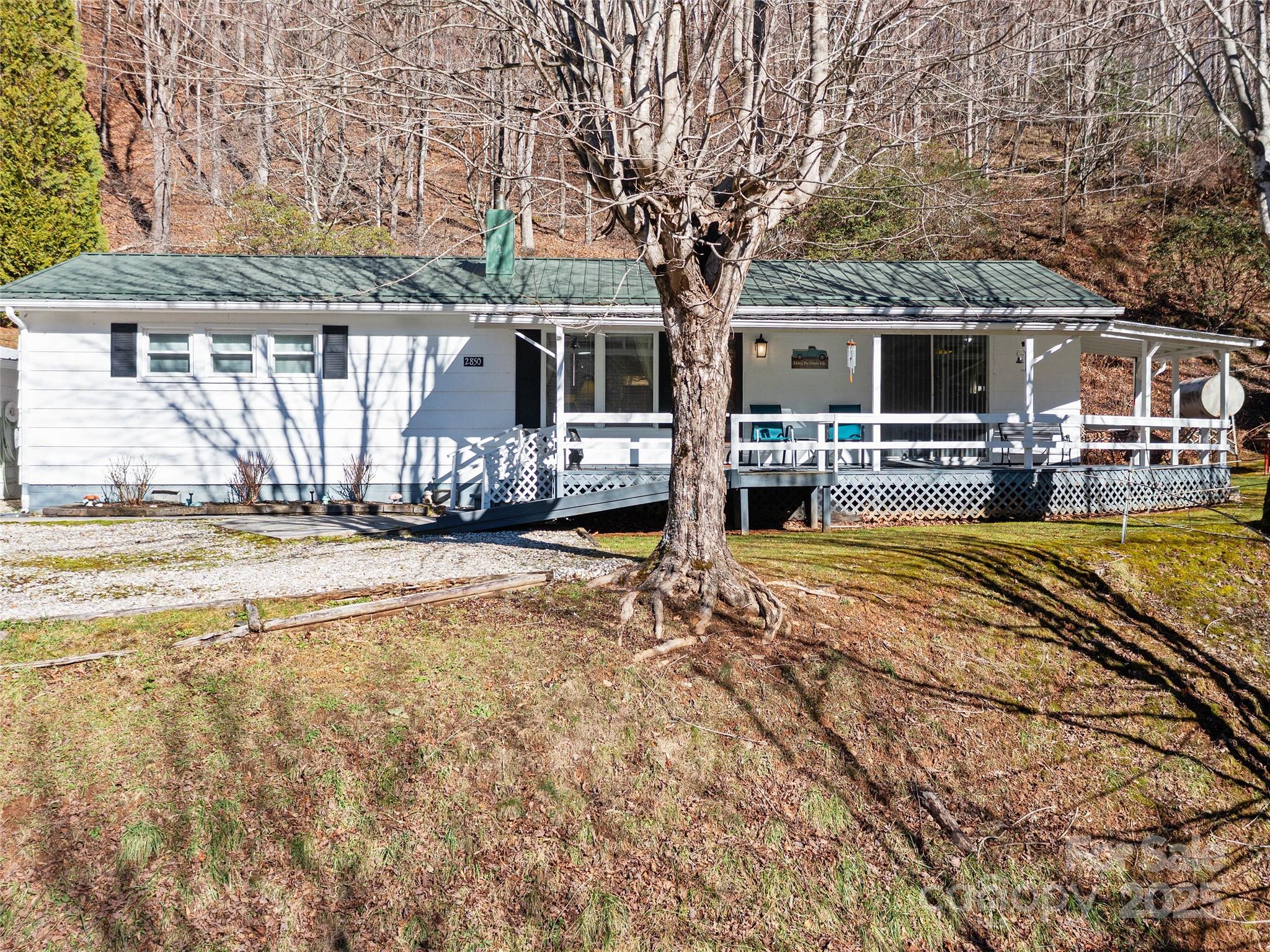 2850 Henson Creek Road — Newland