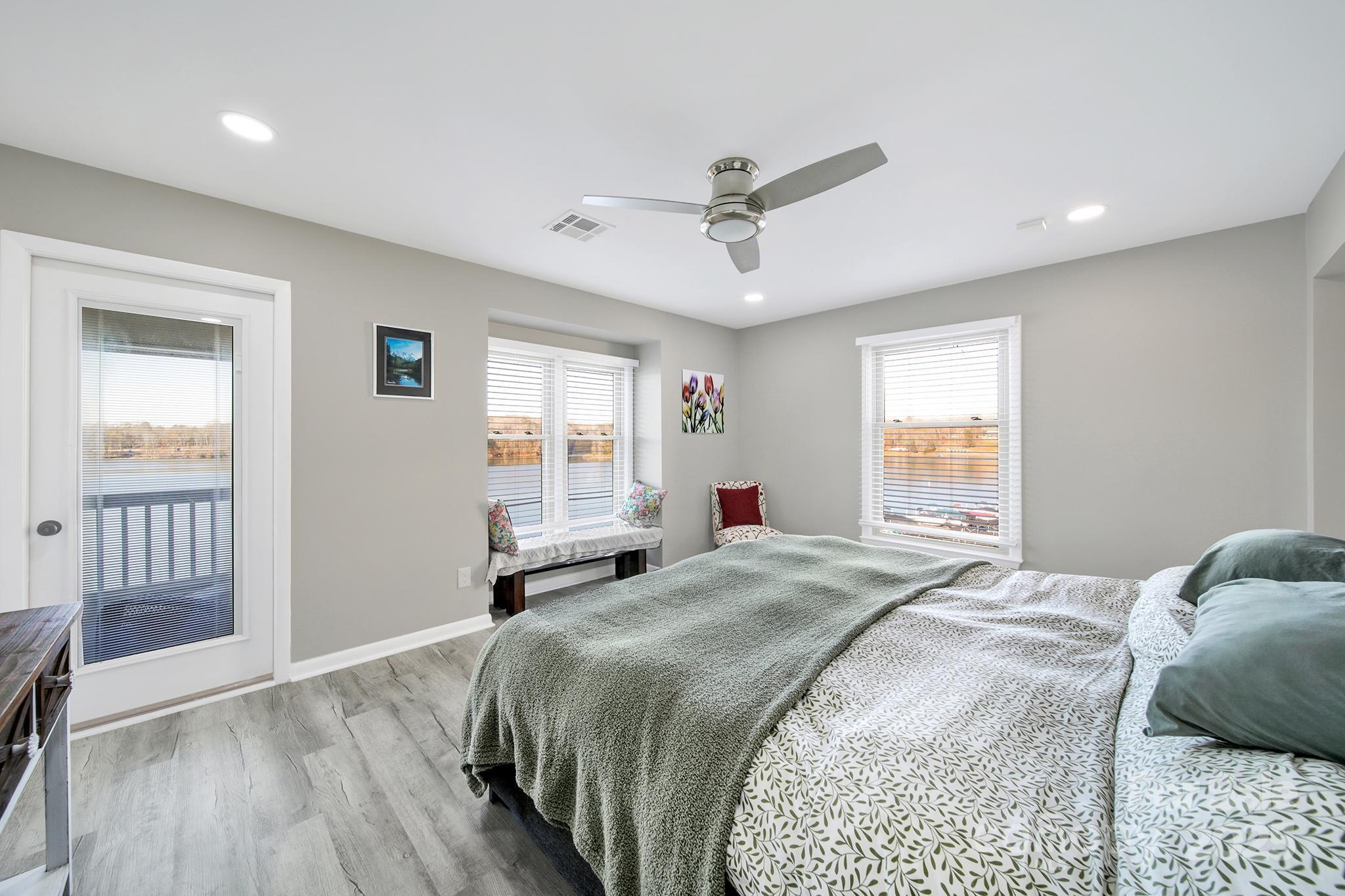 7340 Lakefront Drive #12 — Charlotte
