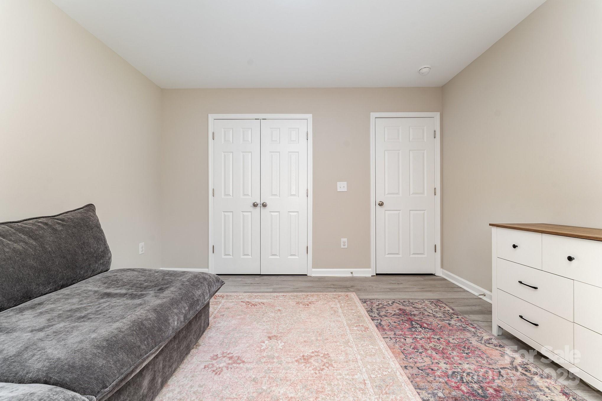 201 Hendrix Drive — Kernersville