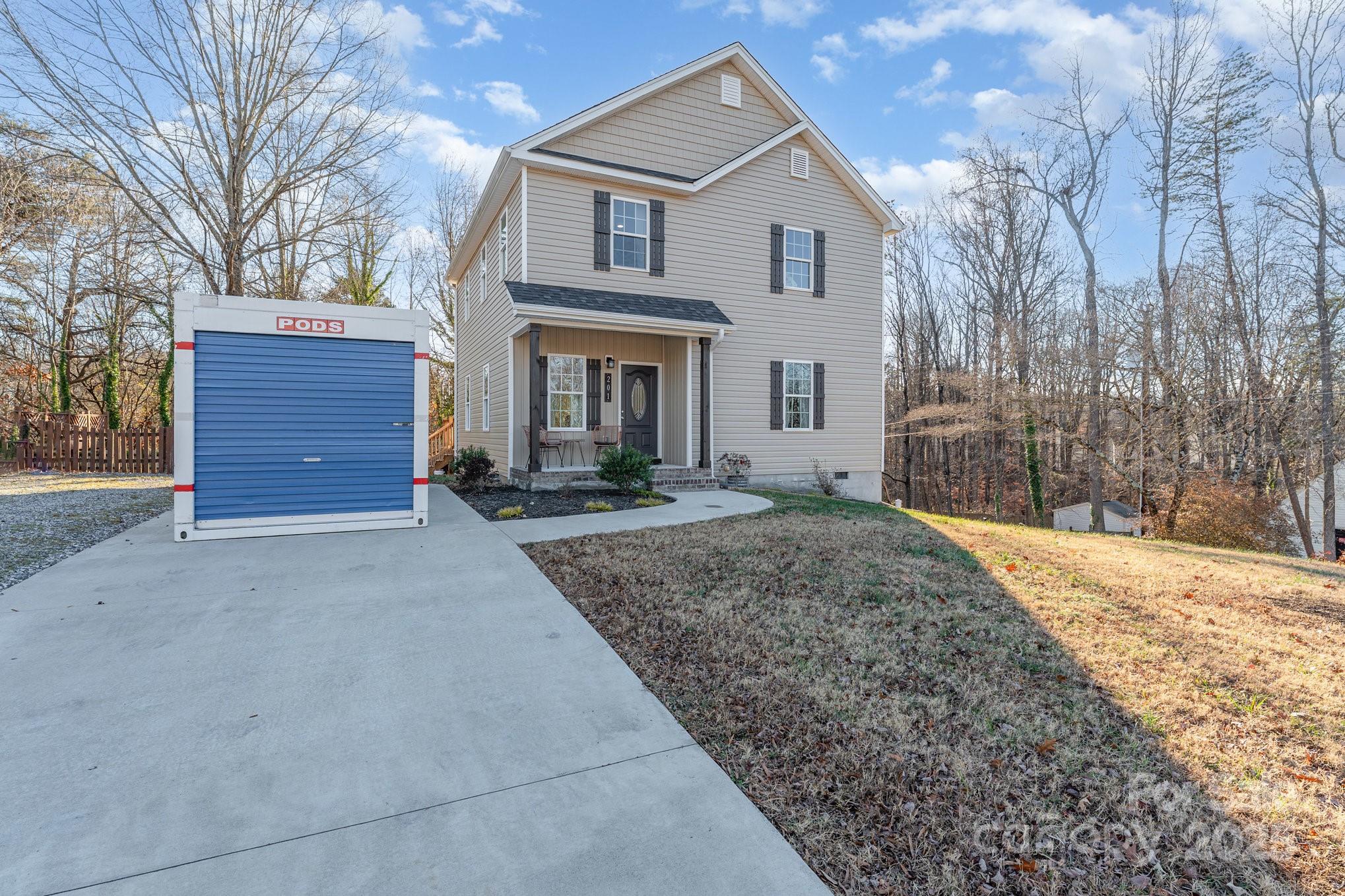 201 Hendrix Drive — Kernersville