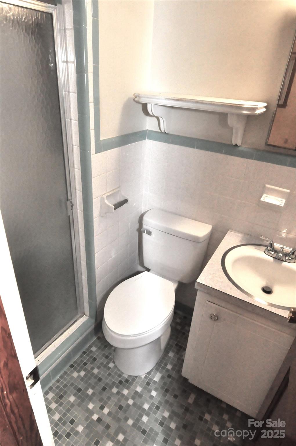 752 Cedar Lane — Chester