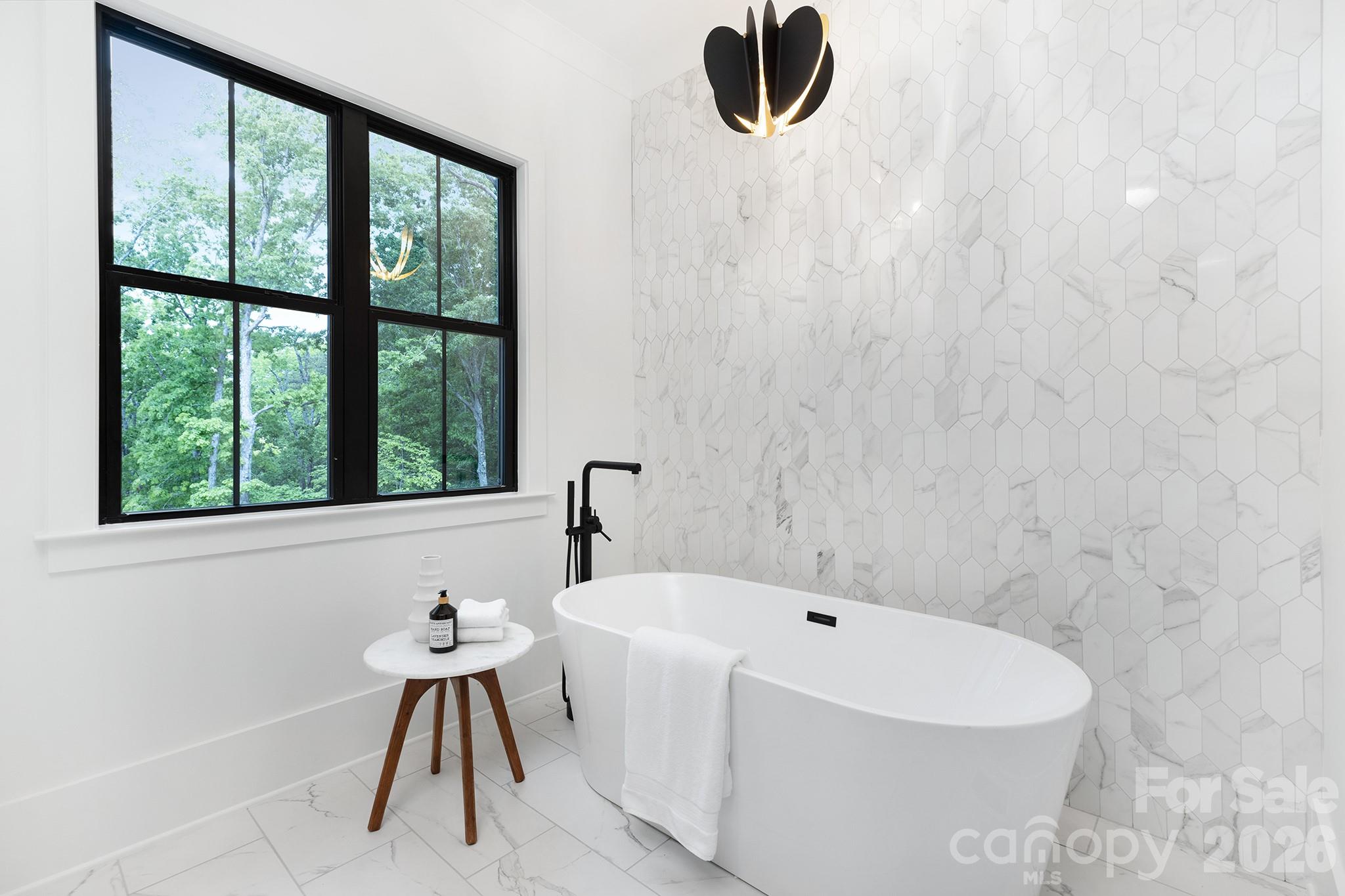 18304 Rosapenny Road — Charlotte