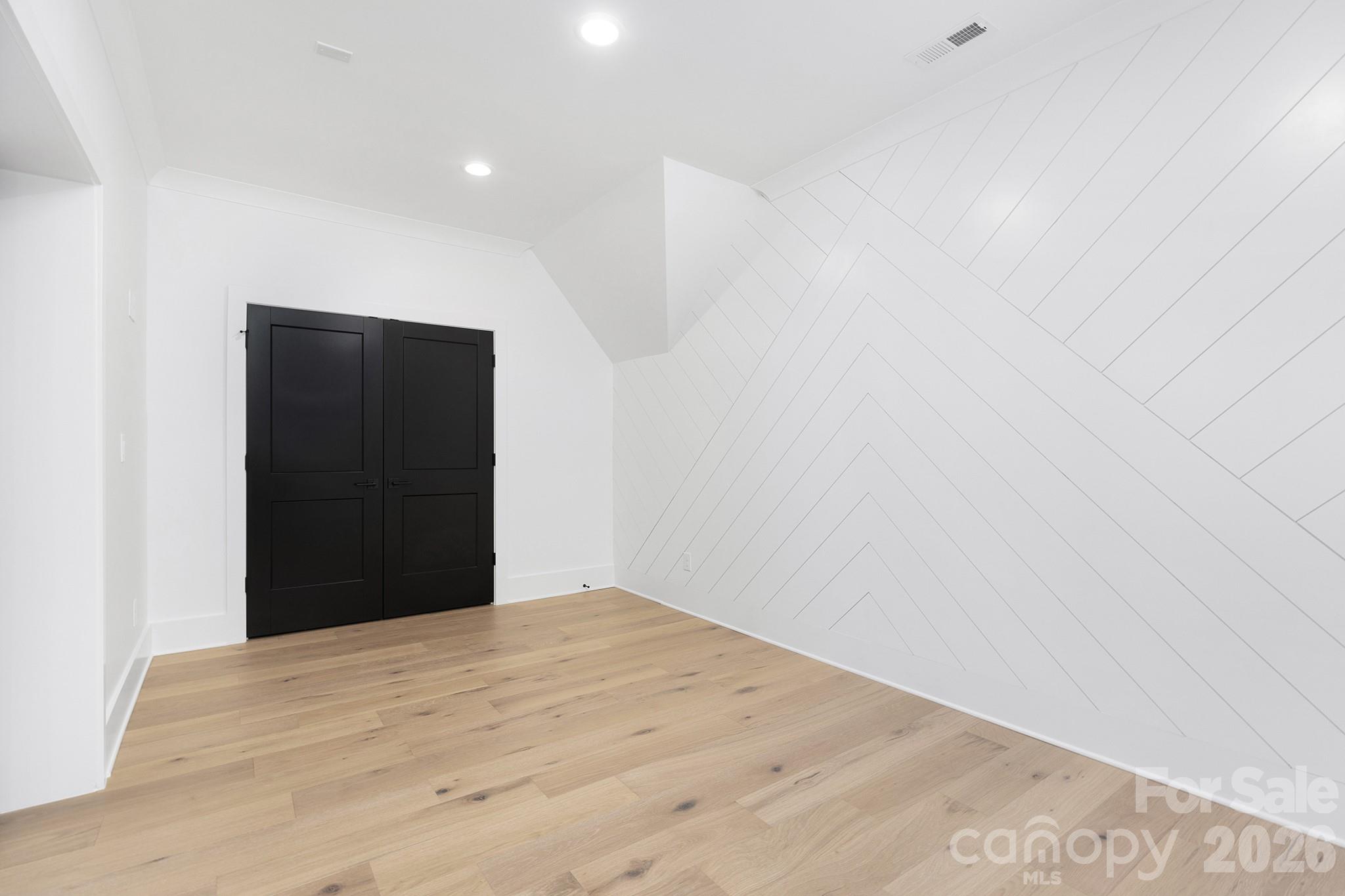 18304 Rosapenny Road — Charlotte