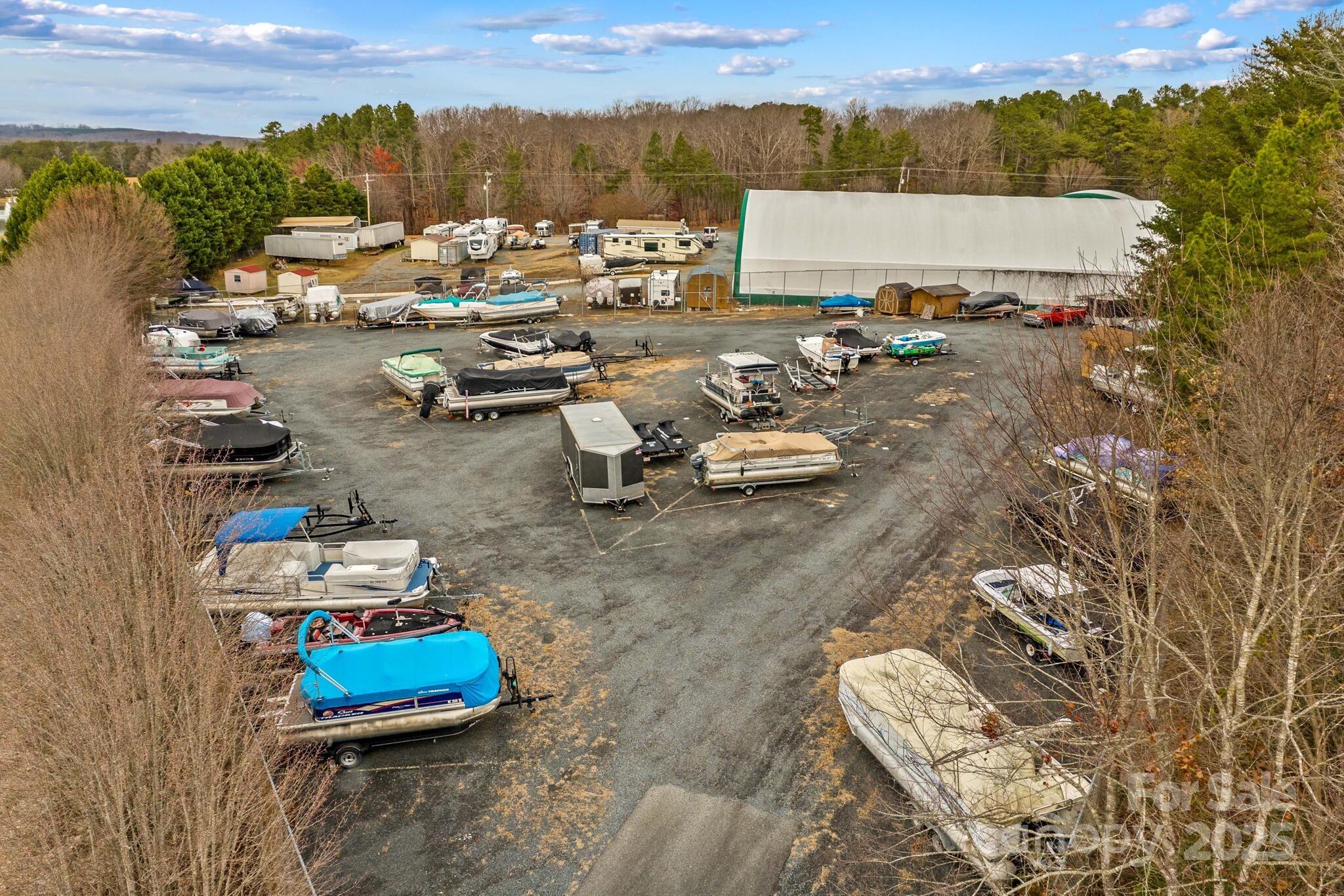 103 S Cardinal Drive — New London