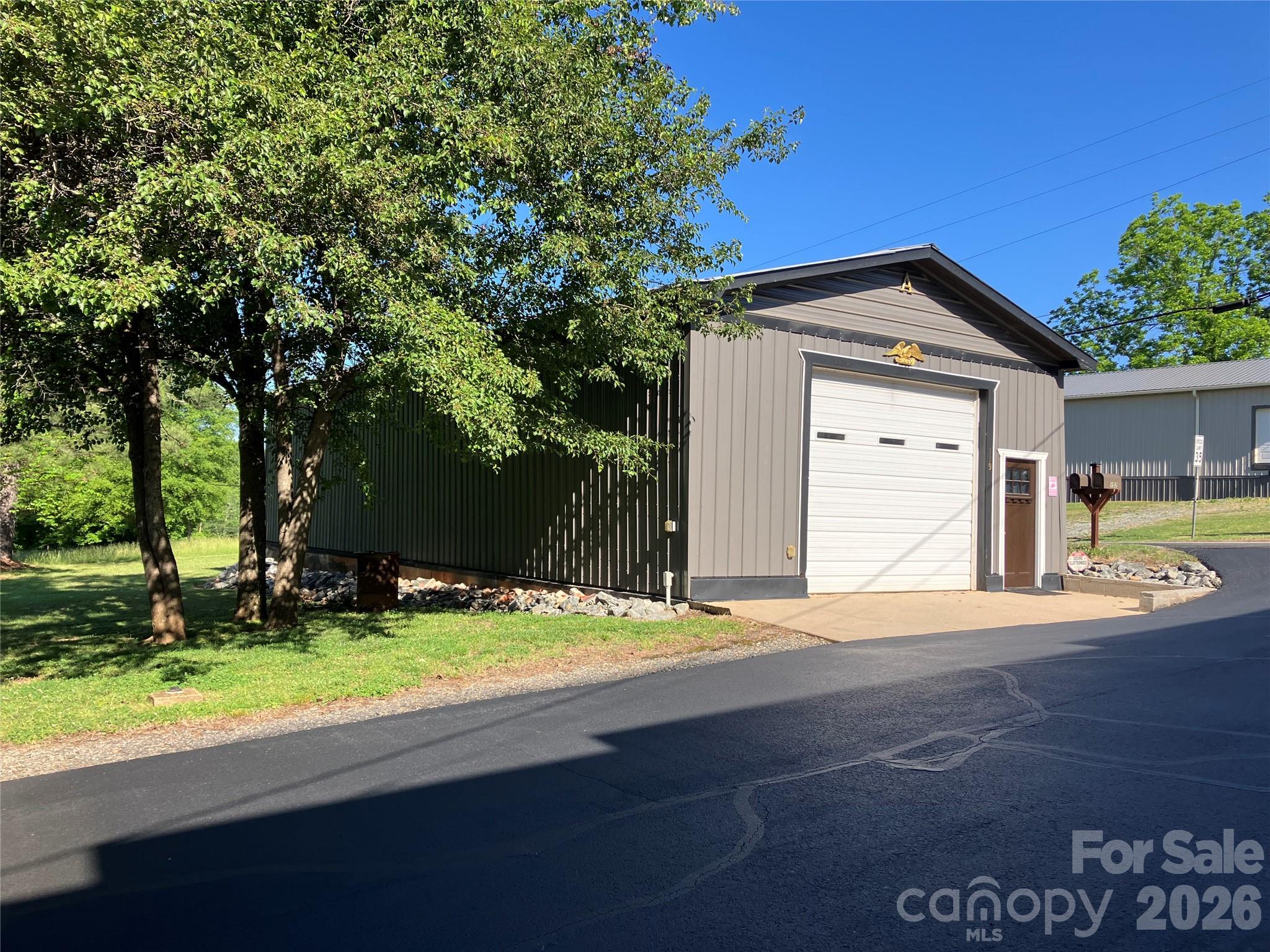 157 N Main Street — Bostic