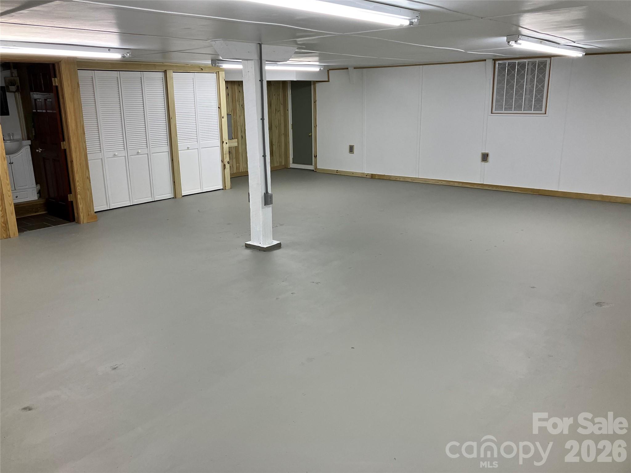 157 N Main Street — Bostic