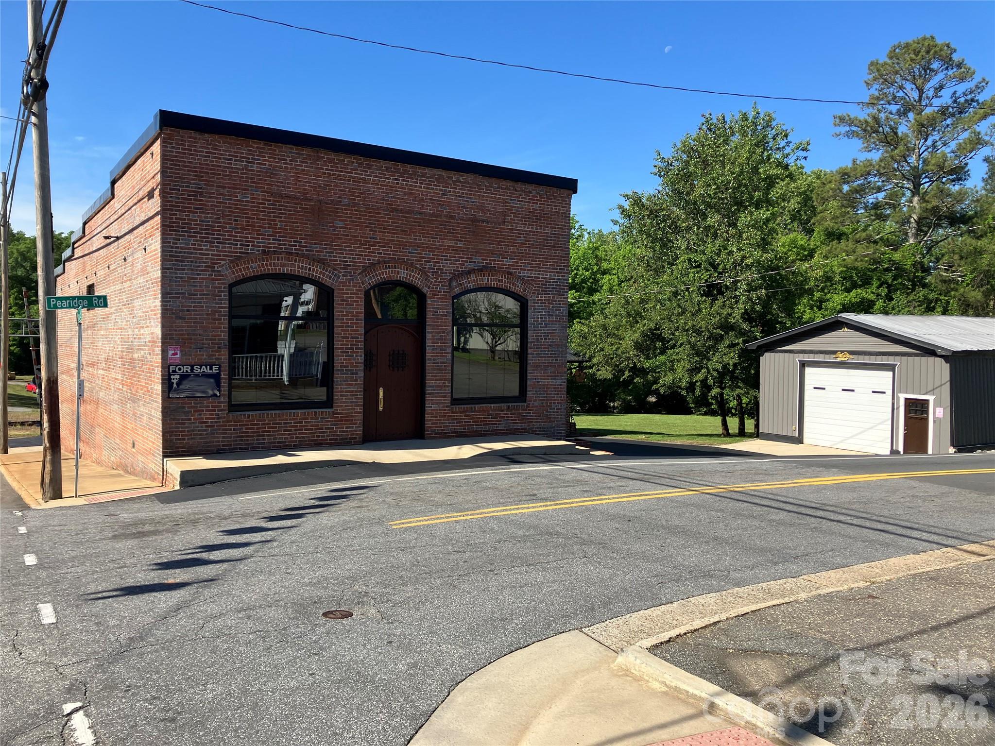 157 N Main Street — Bostic