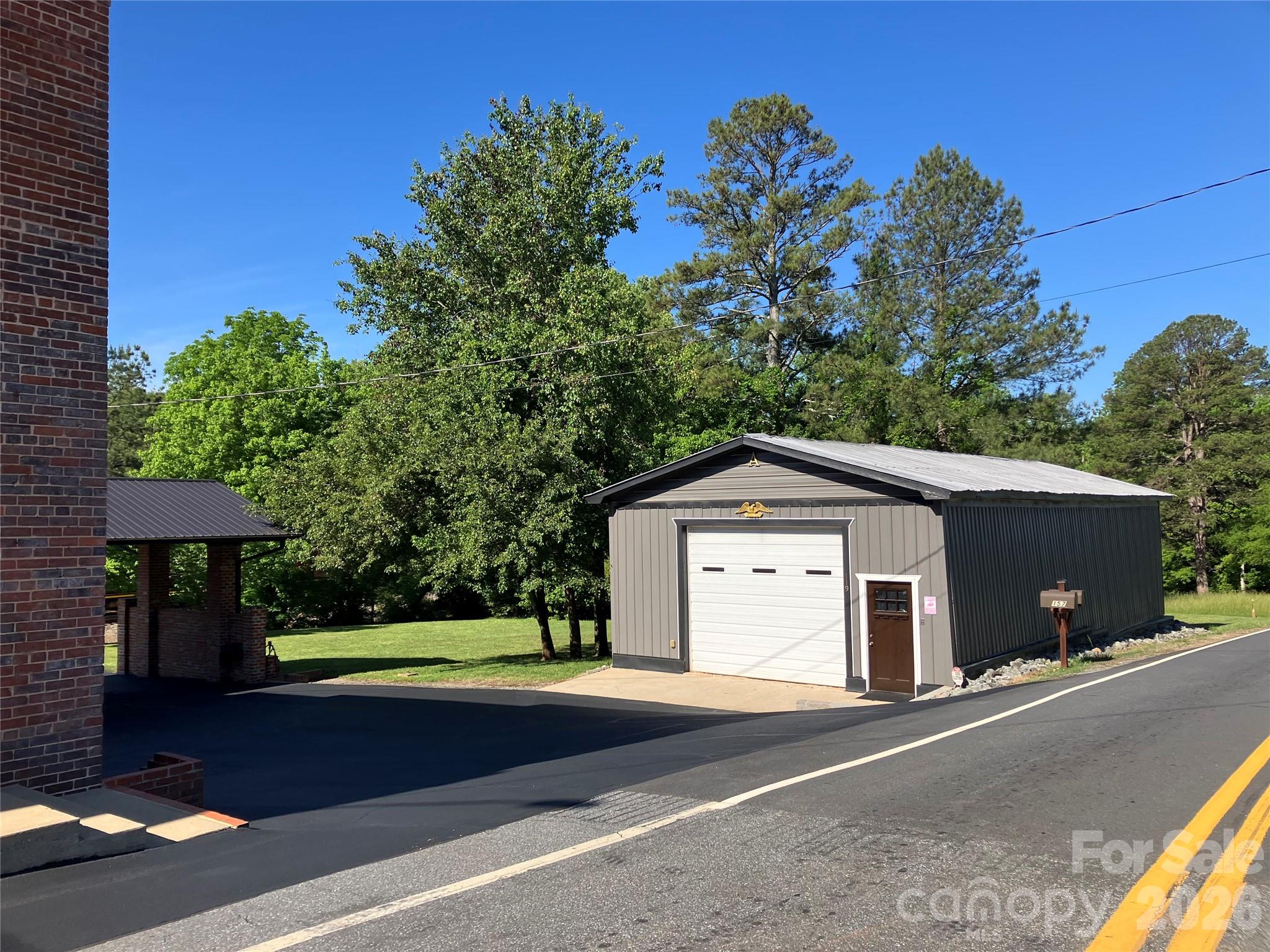 157 N Main Street — Bostic