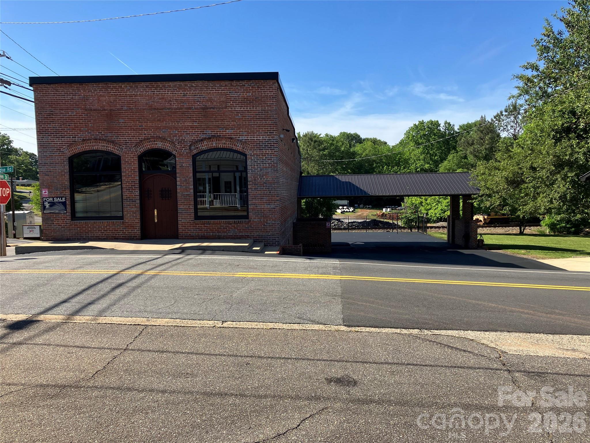 157 N Main Street — Bostic